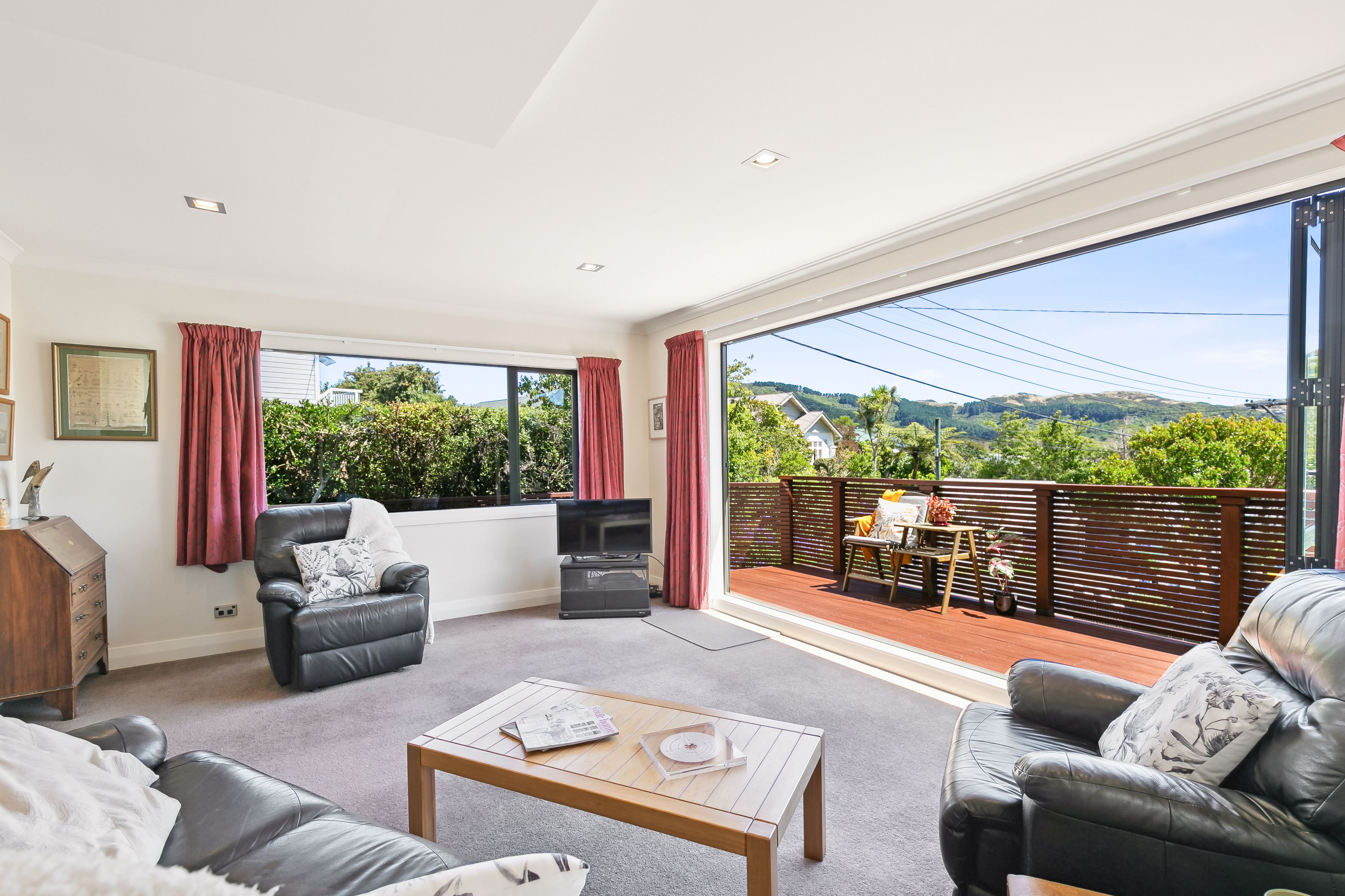 77 Creswick Terrace, Northland, Wellington City