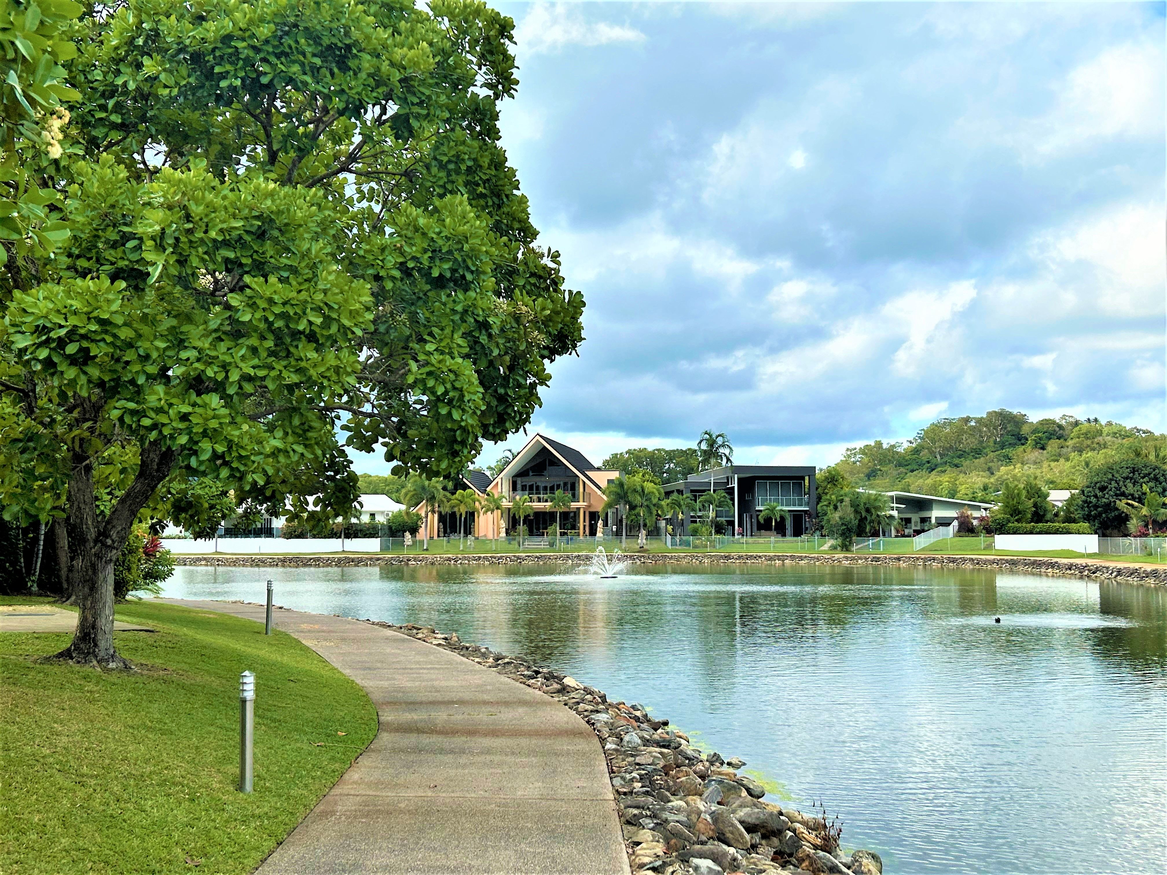 1201/28 Bluewater Lane, Trinity Beach, QLD 4879 Leased Unit Ray