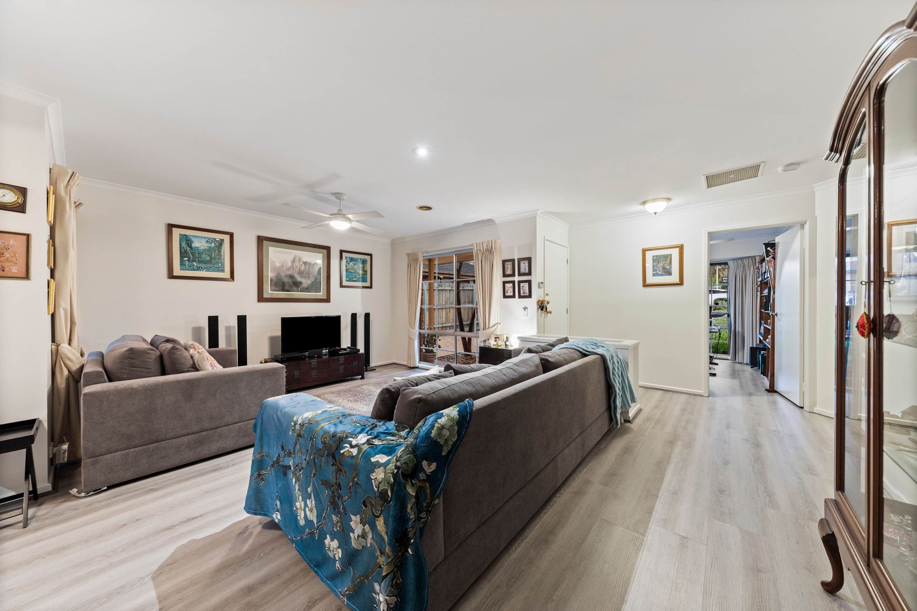 17 Jericho Court — photo 9 of 29