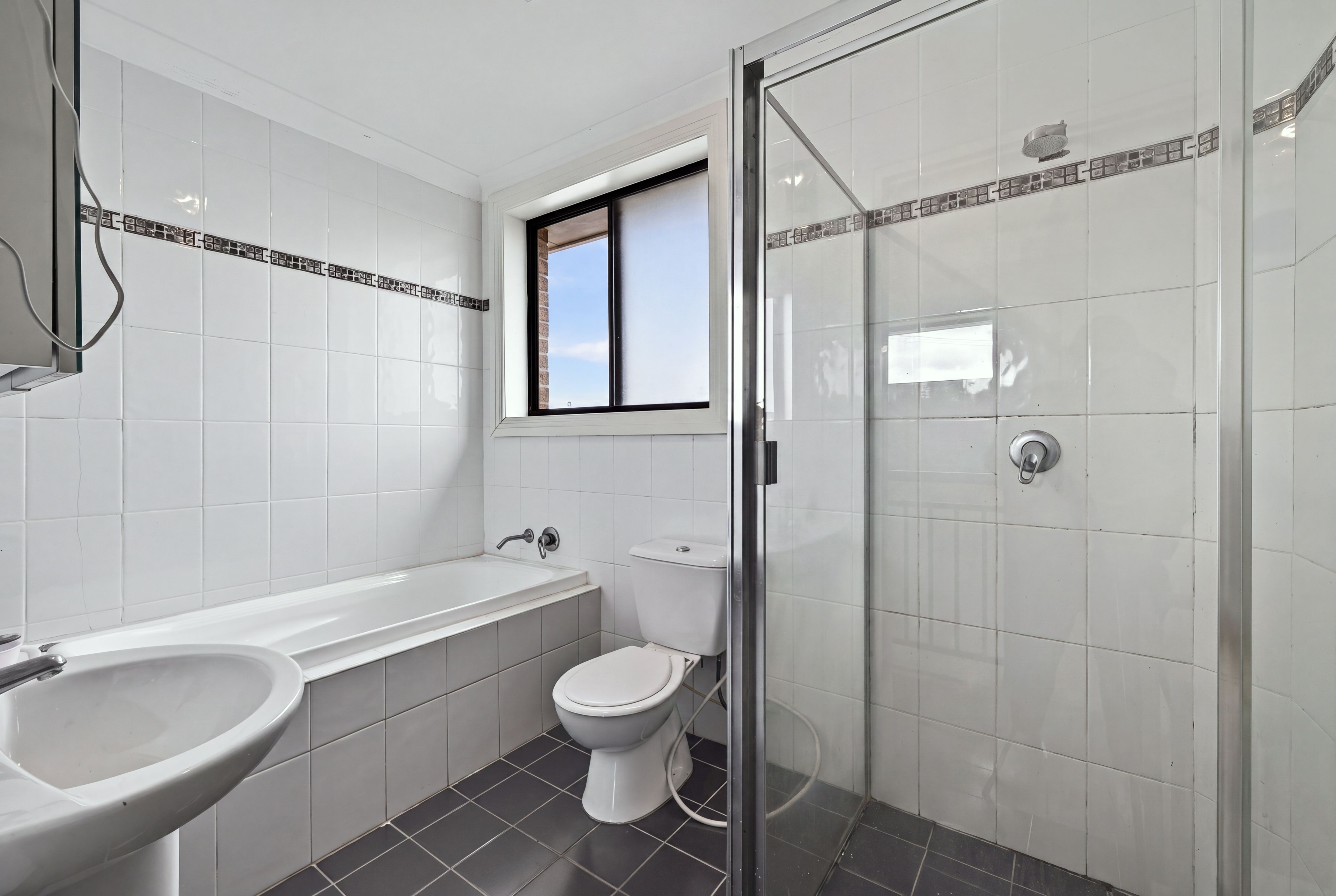 2B Lancelot Street — photo 6 of 10