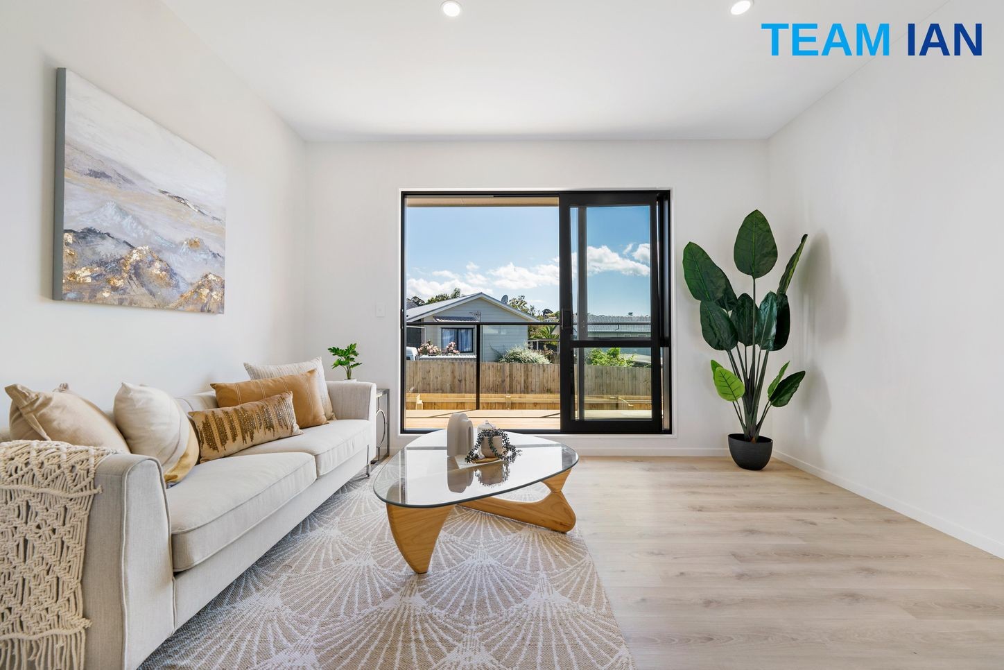 4/11 Kayle Glen, West Harbour, Waitakere City