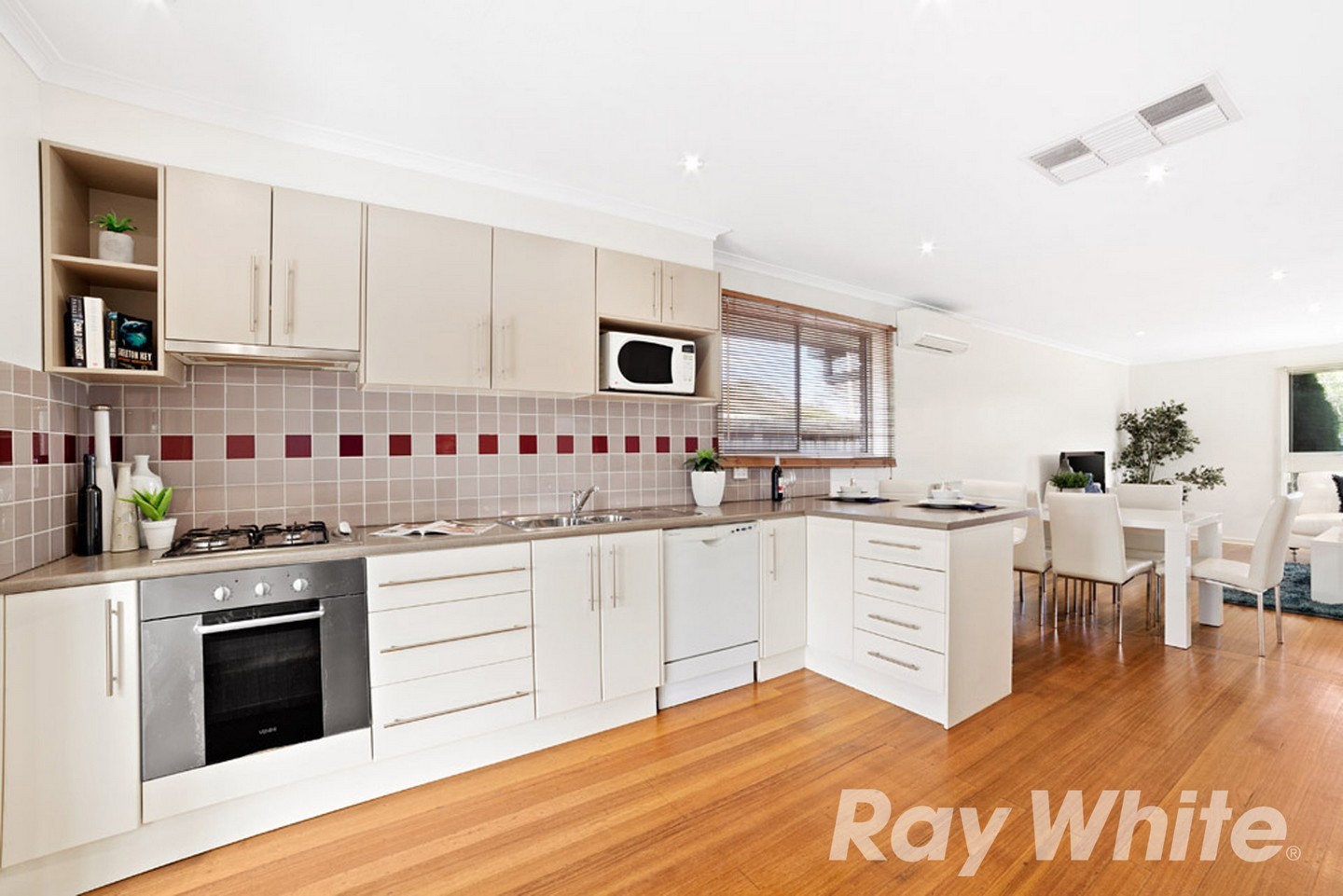 40 Cherry Tree Grove, Croydon, VIC 3136