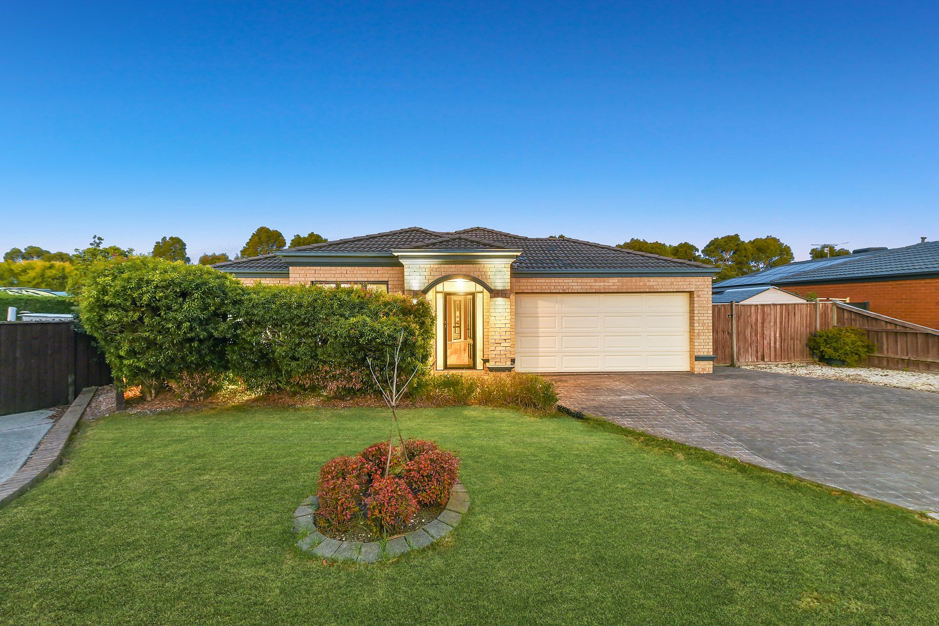 12 The Springs Close, Narre Warren South VIC 3805