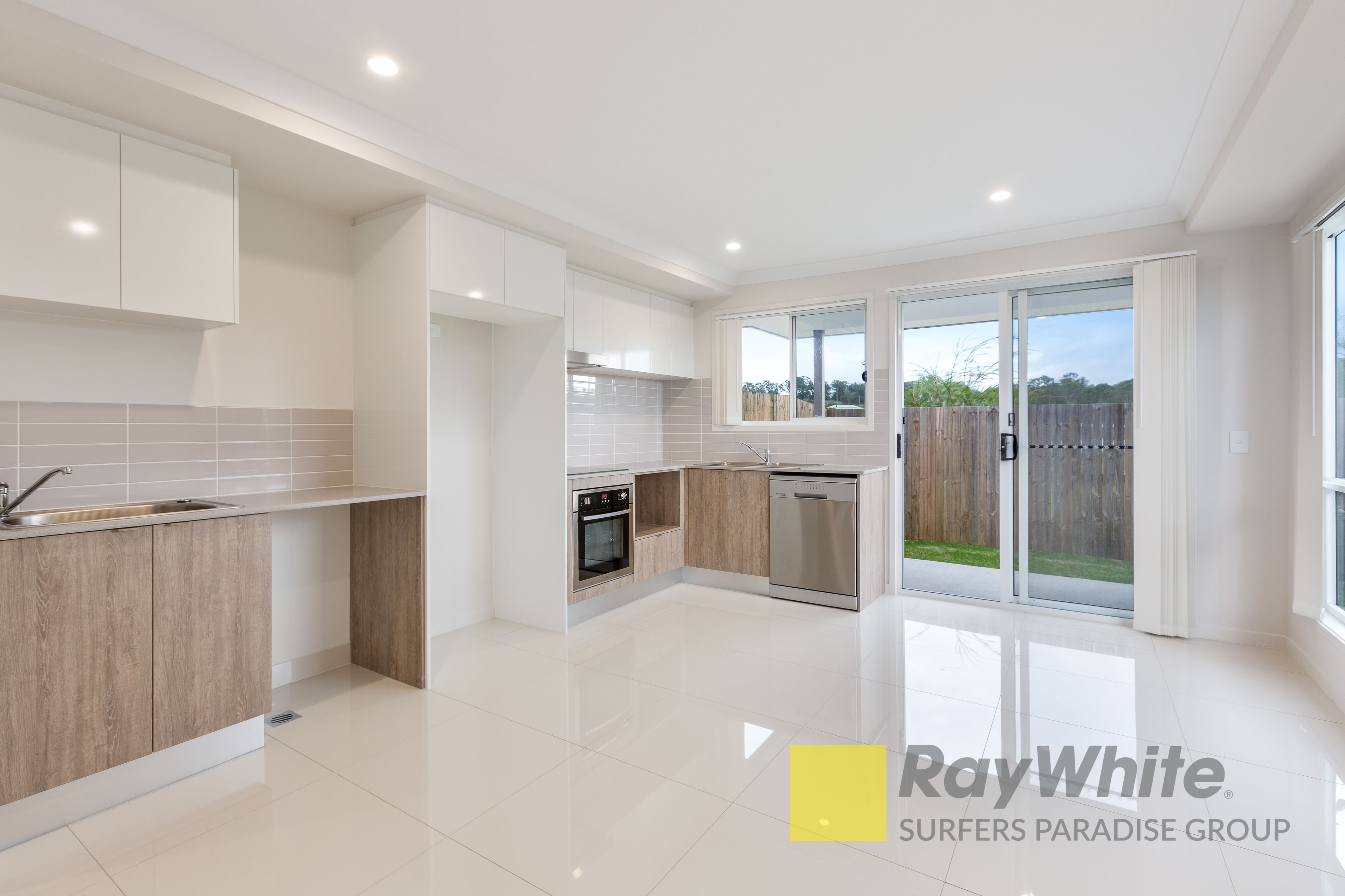 2/27 Rainbird Circuit, Logan Reserve, QLD 4133