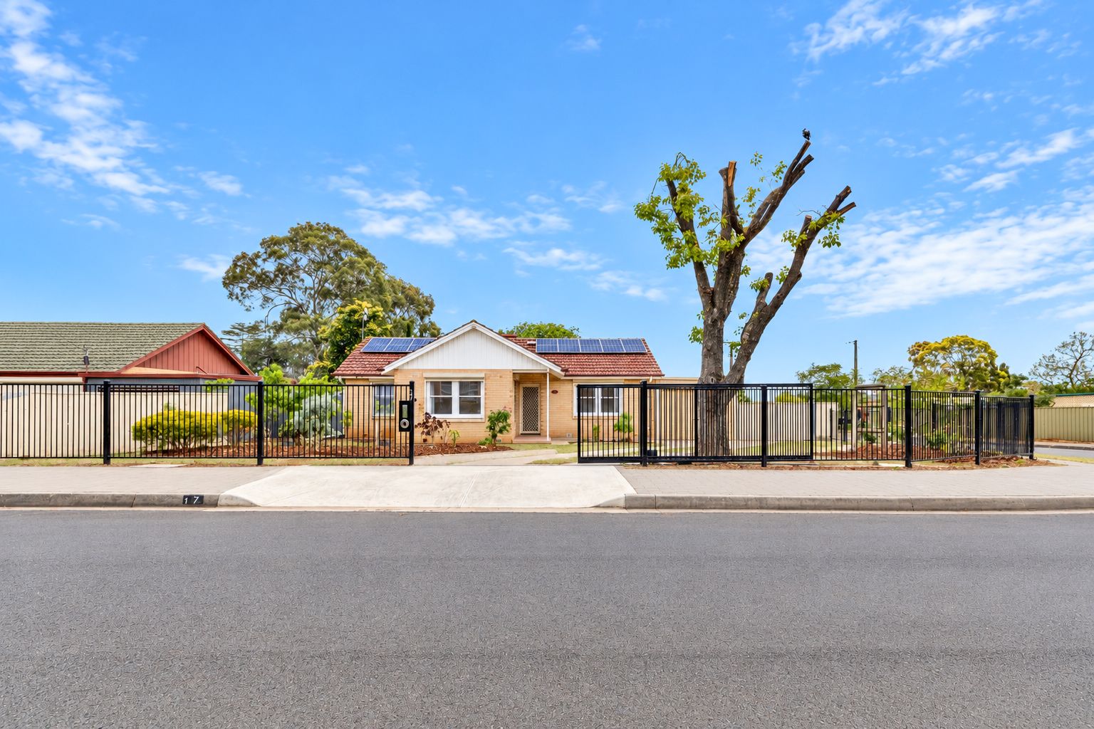 17 Bridport Street — photo from Ray White Norwood