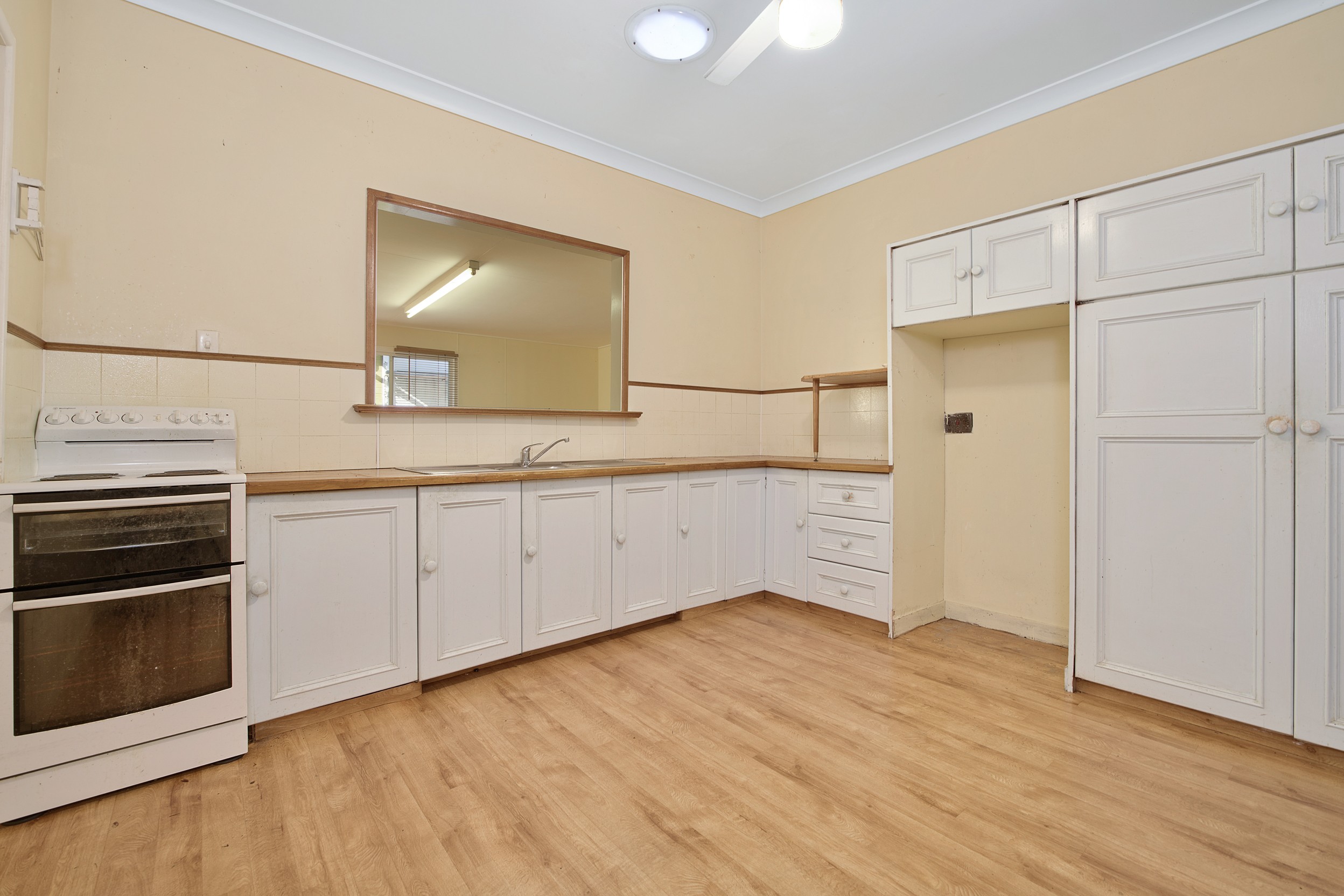 48 Scenery Street, West Gladstone, QLD 4680