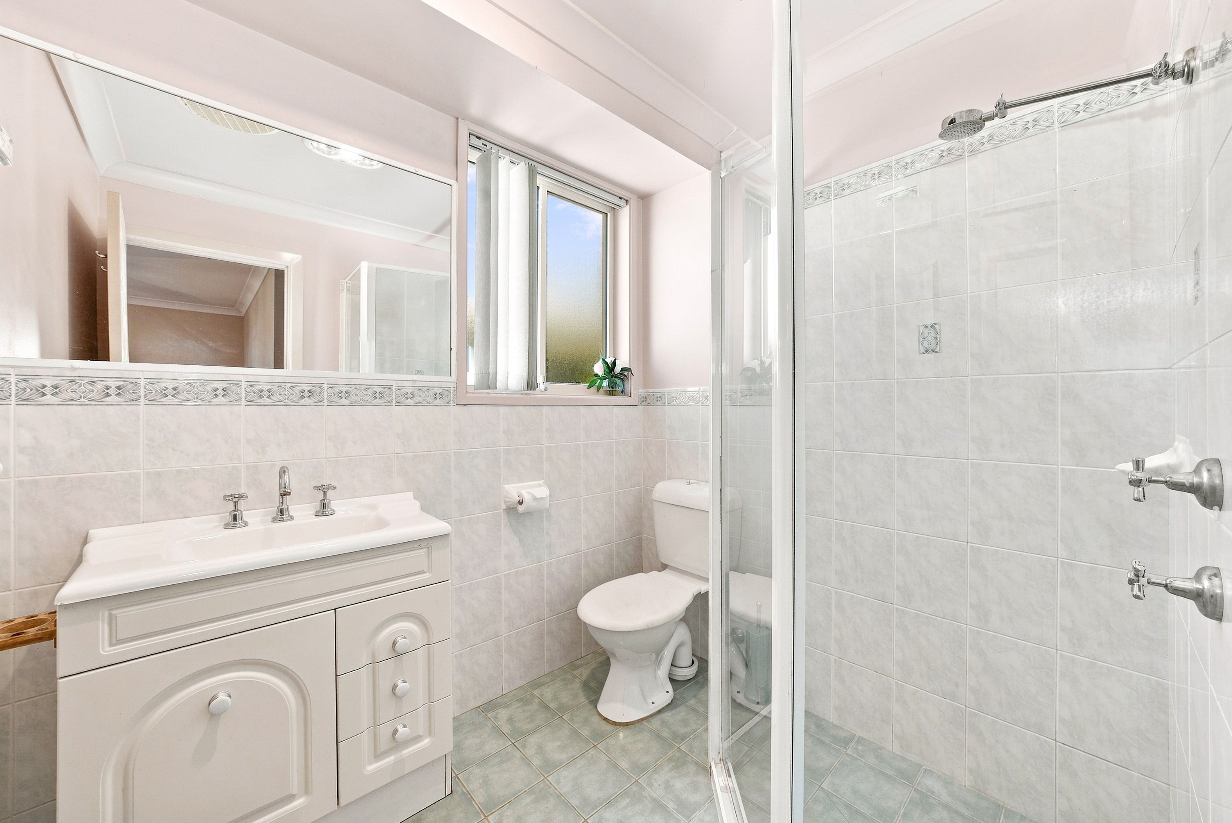 15 Mawarra Street — photo 8 of 15