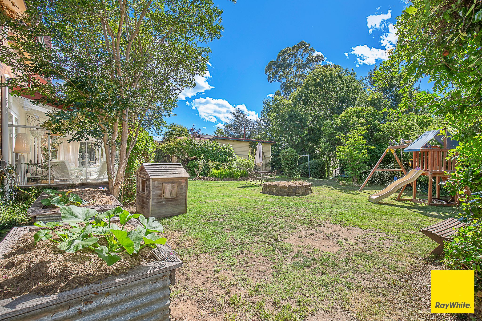 "Dangarsleigh" 152 Dangar Street — photo 16 of 17