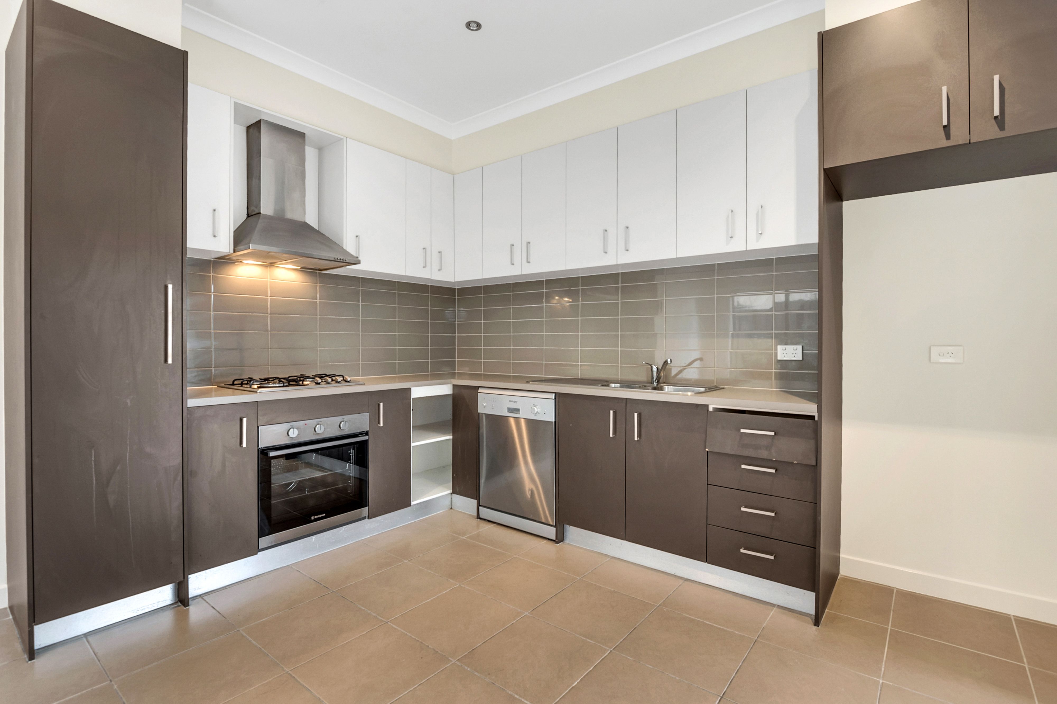 11/4 Delany Lane, Craigieburn, VIC 3064