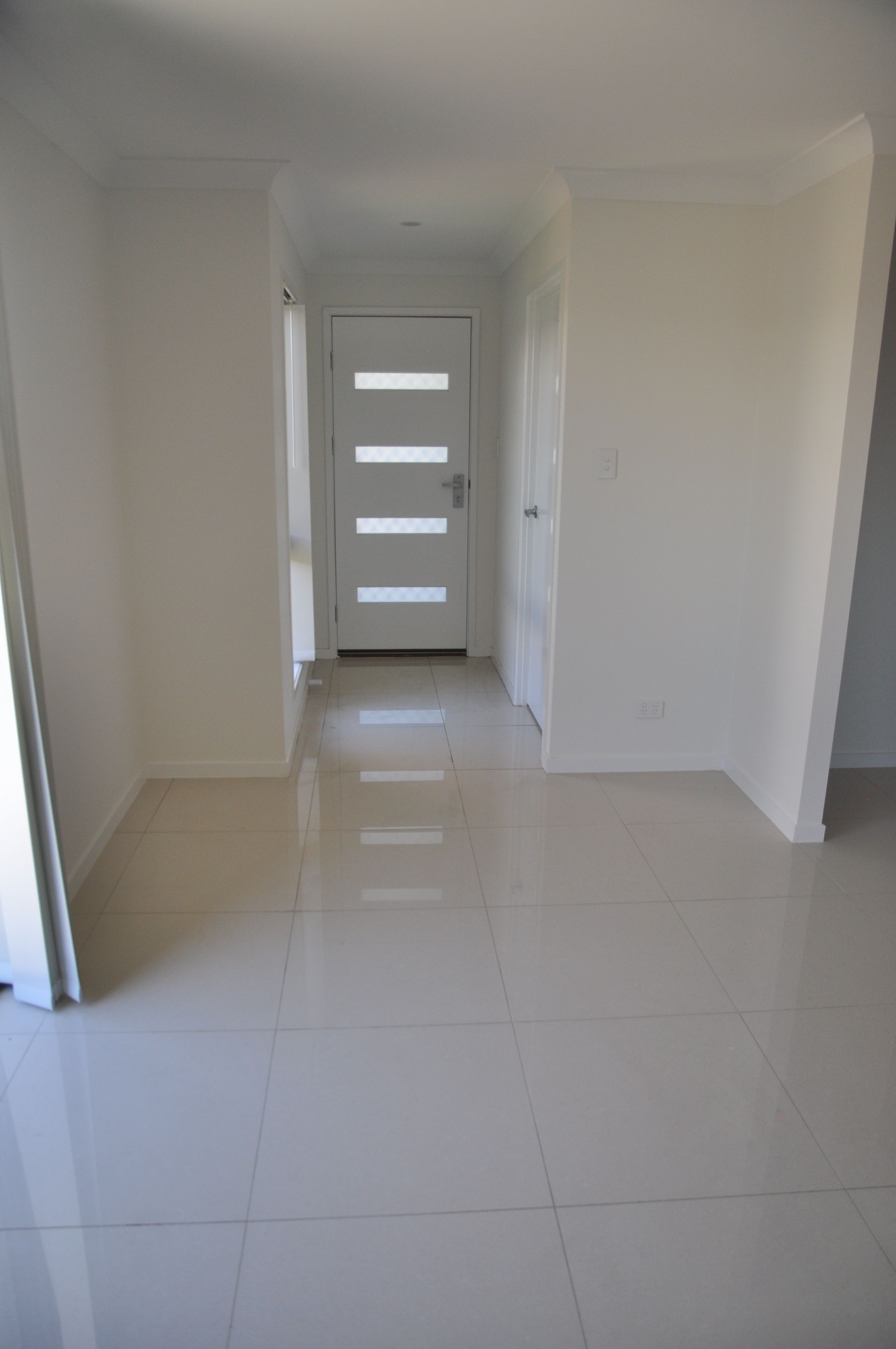 2/23 Weebah Place, Cambooya, QLD 4358