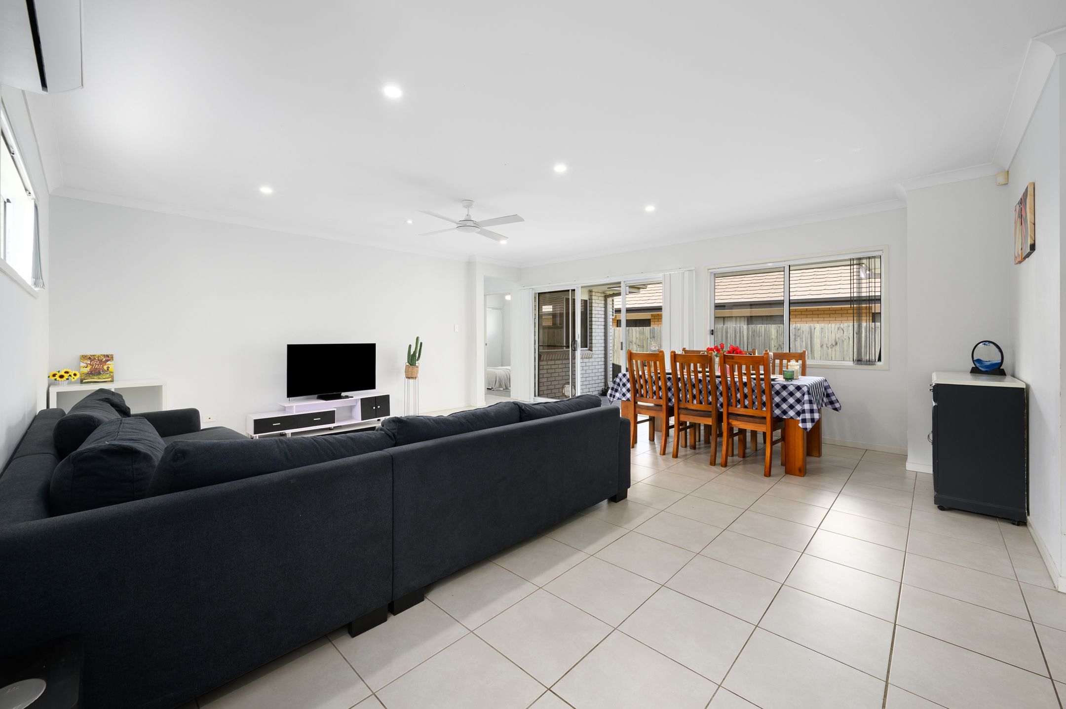 29 Gunther Avenue — photo 7 of 19