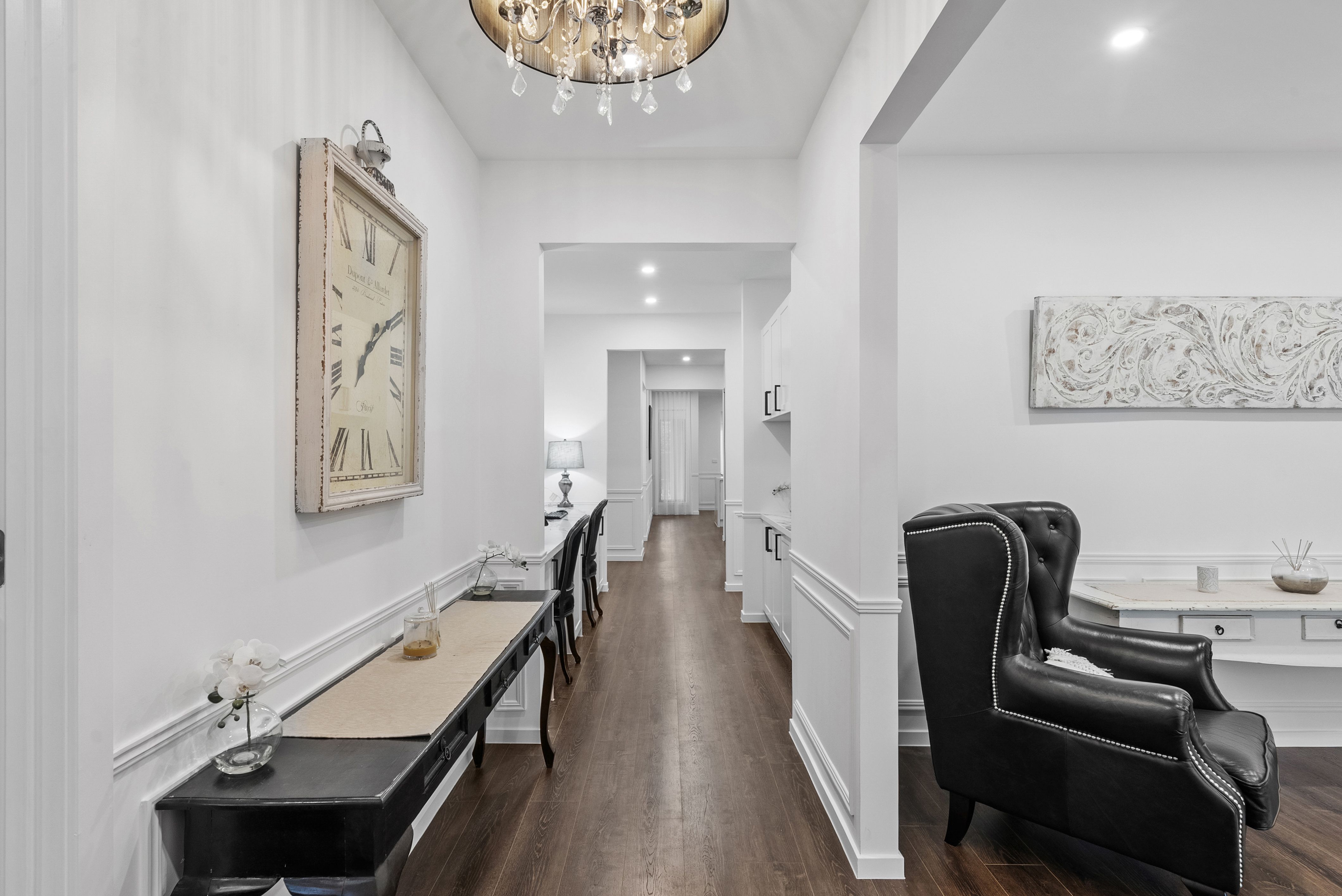 24 Derrick Street — photo 3 of 16