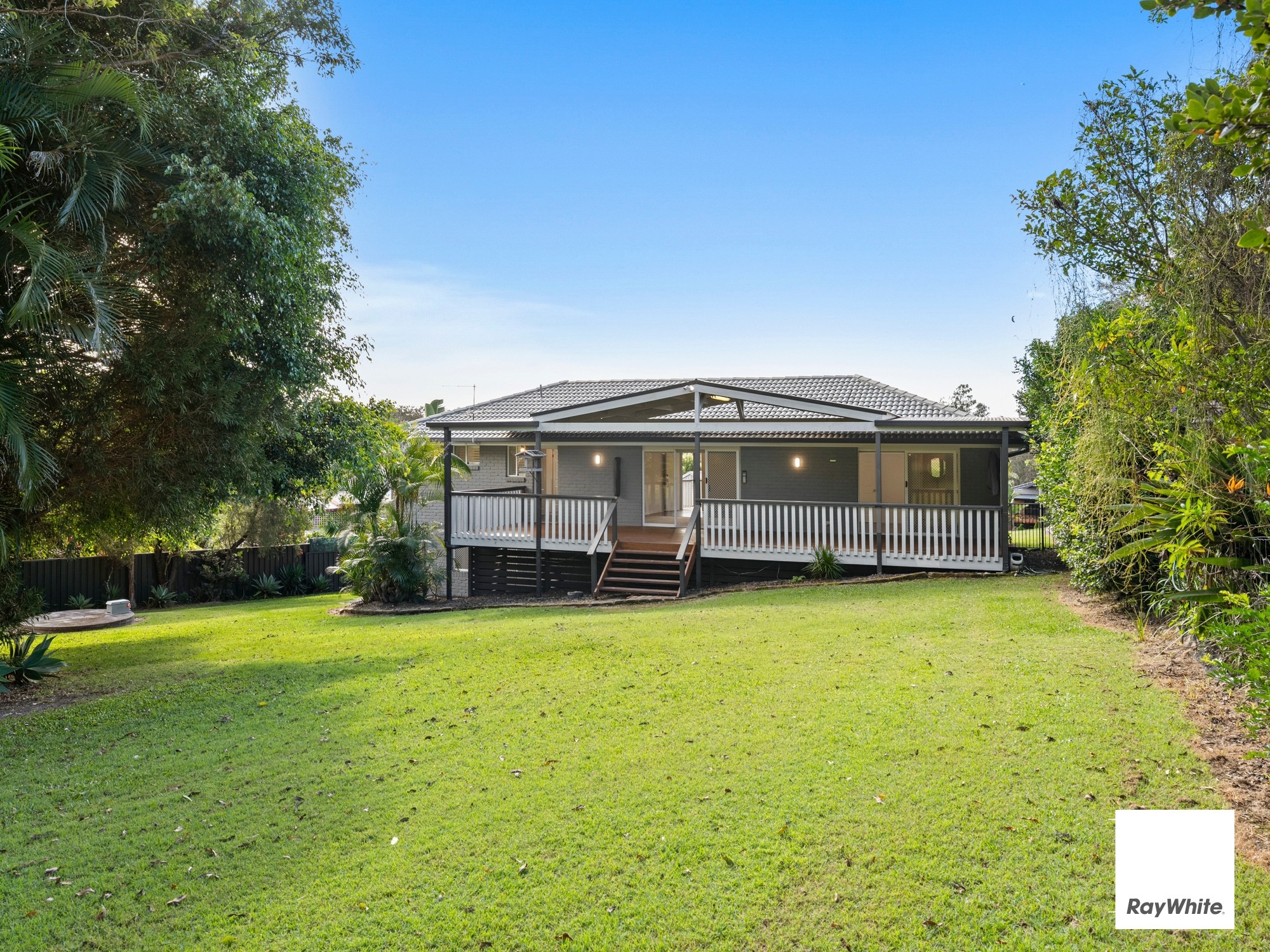 4 Casuarina Court, Sandy Beach, NSW 2456