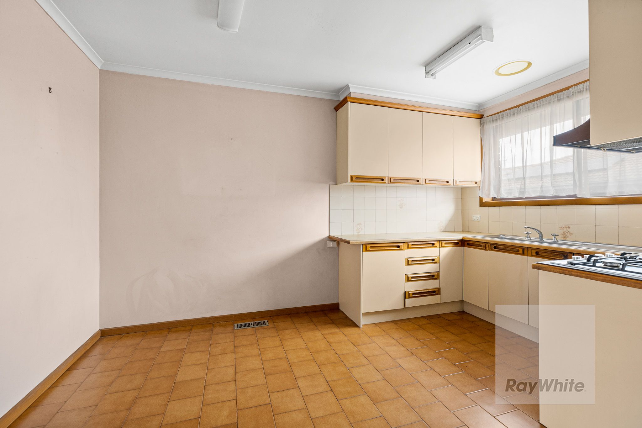 3/67-69 Redleap Avenue — photo 5 of 12
