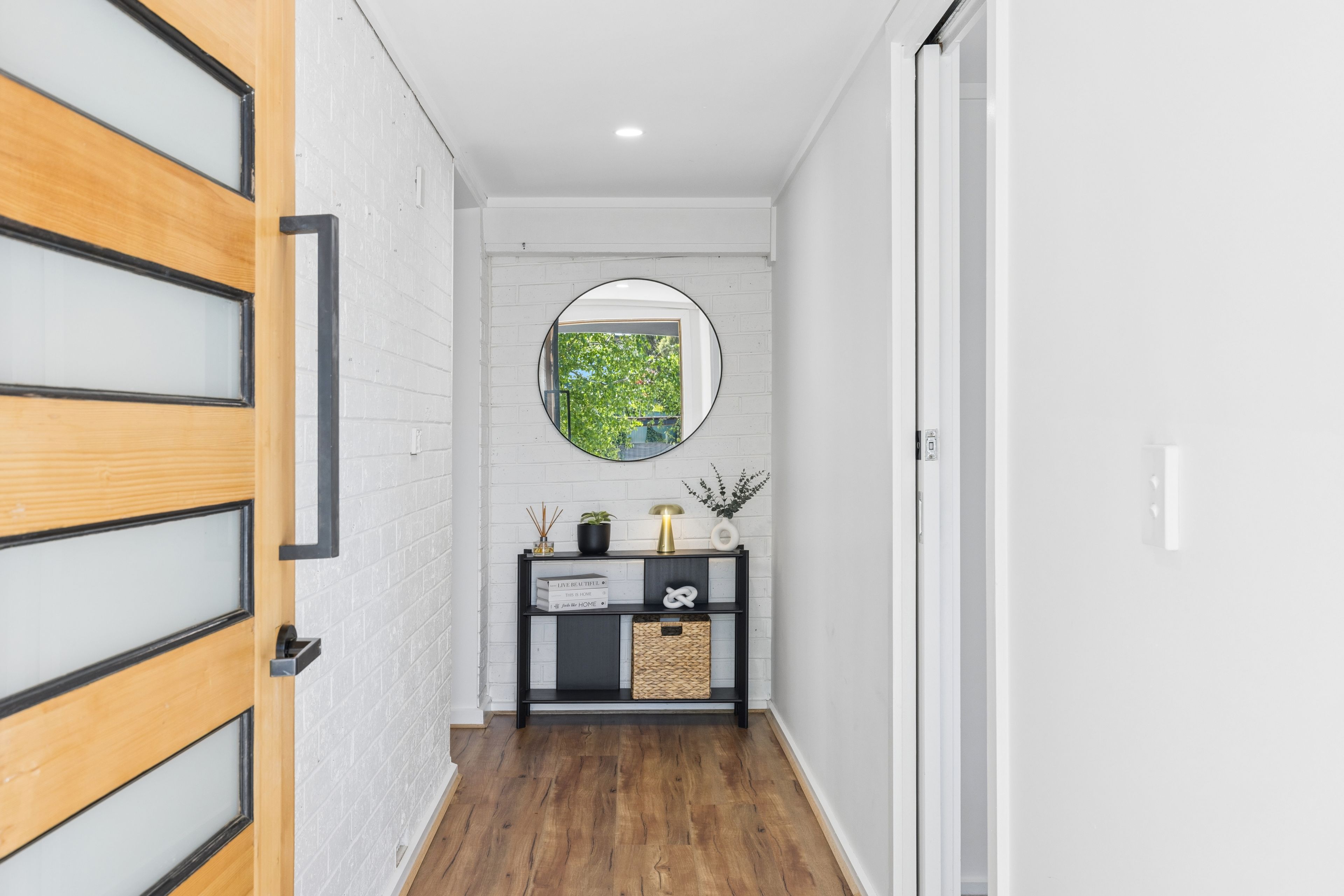 6 Reserve Avenue — photo 11 of 25