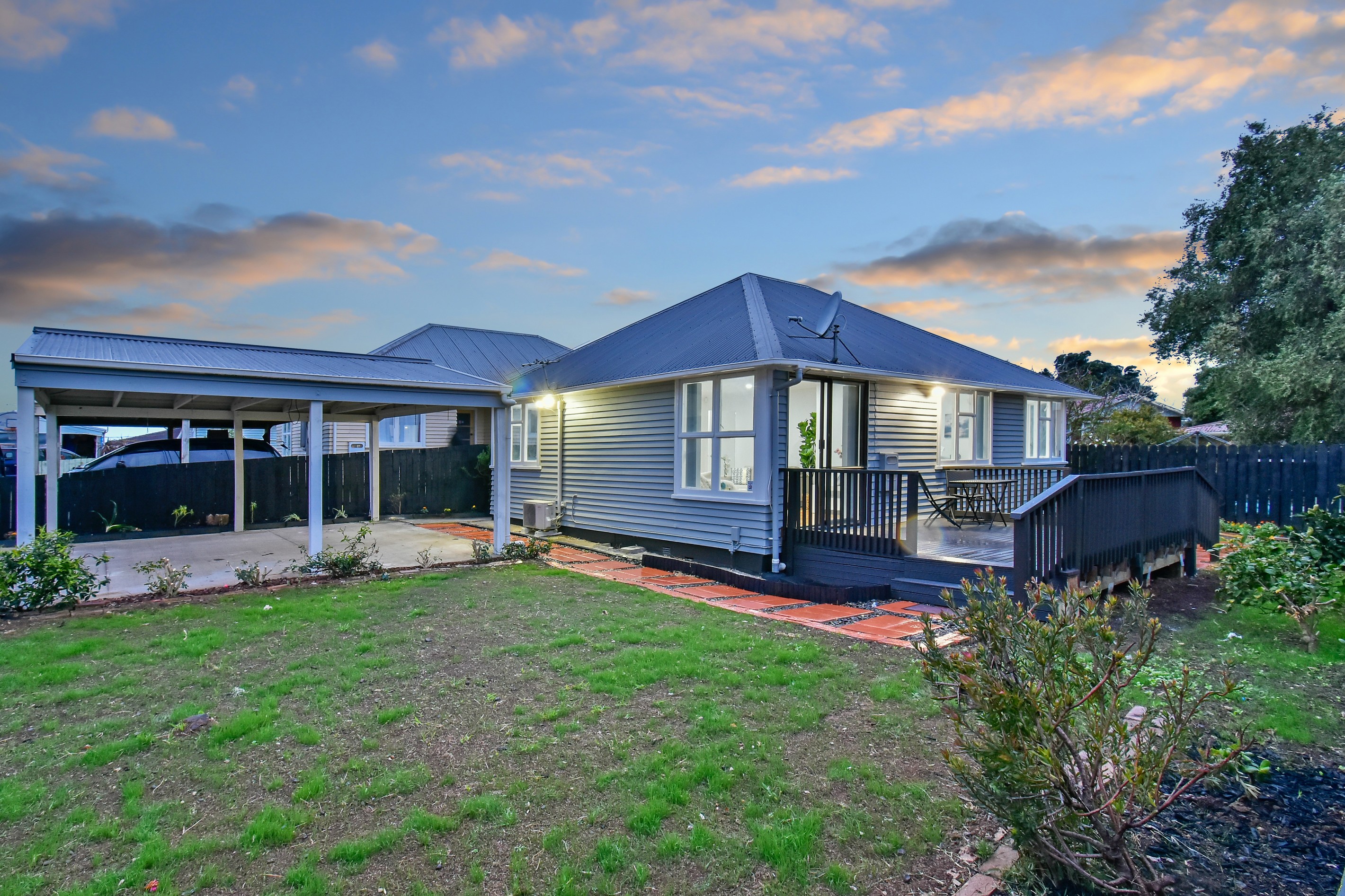 11 Dolbel Place, Mangere, Manukau City