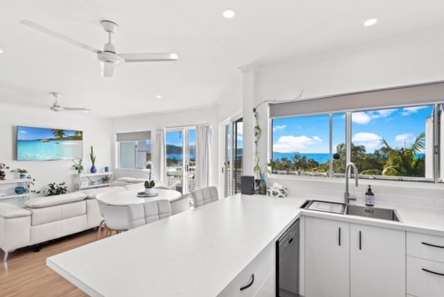 30/12 Eshelby Drive, Cannonvale, QLD 4802