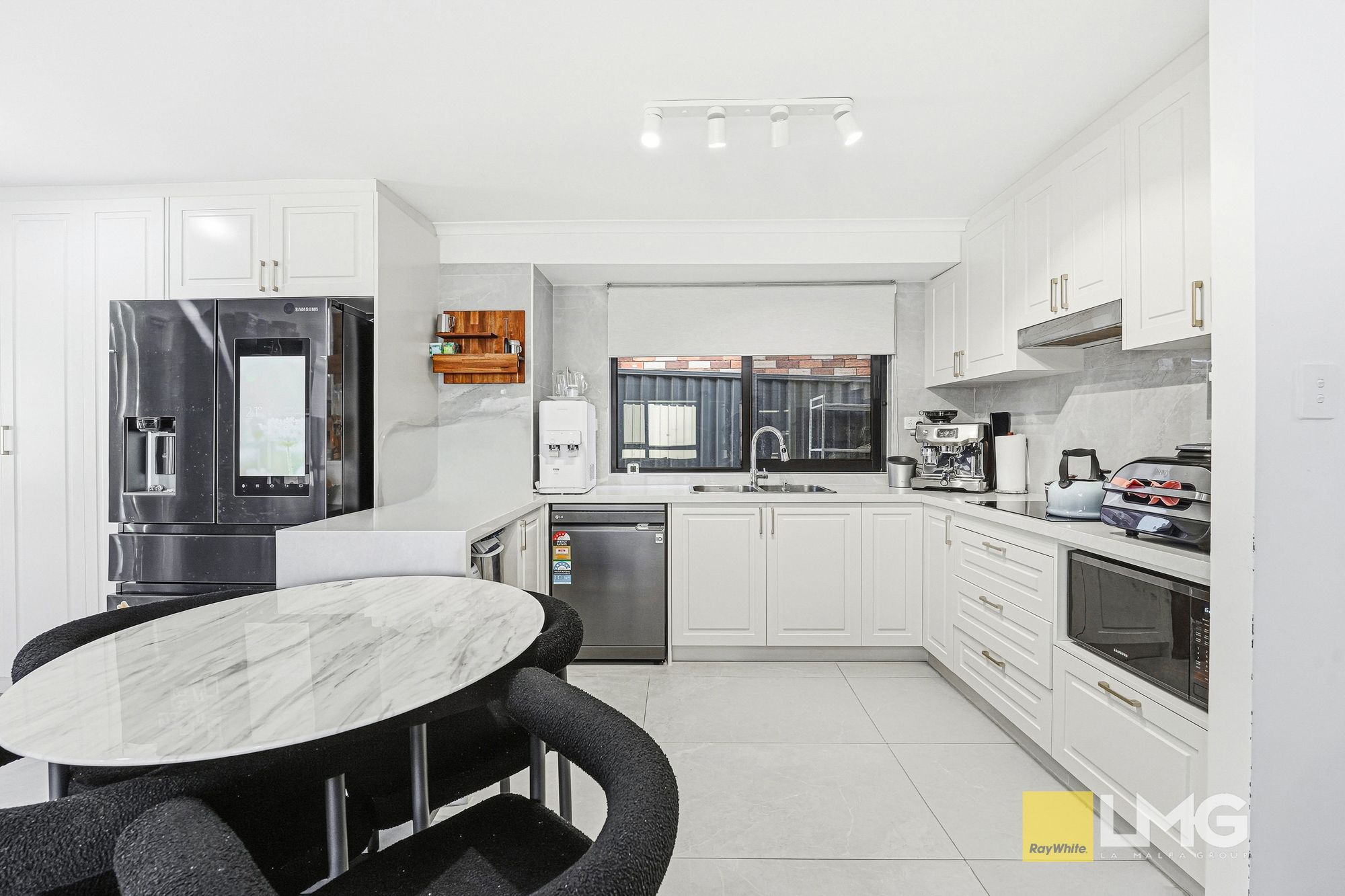 140 Joseph Street — photo 10 of 25