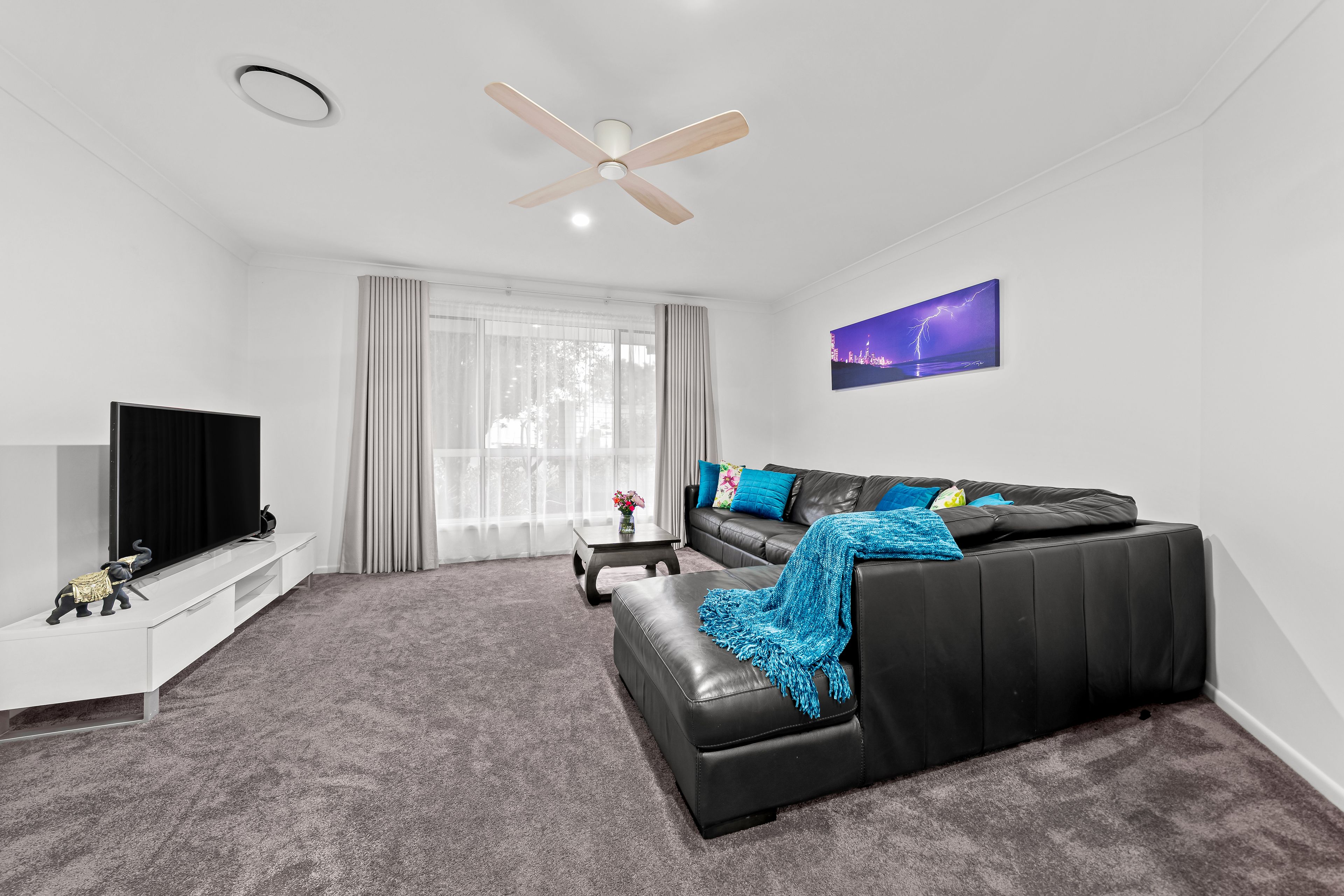 16 Radiata Street — photo 9 of 22