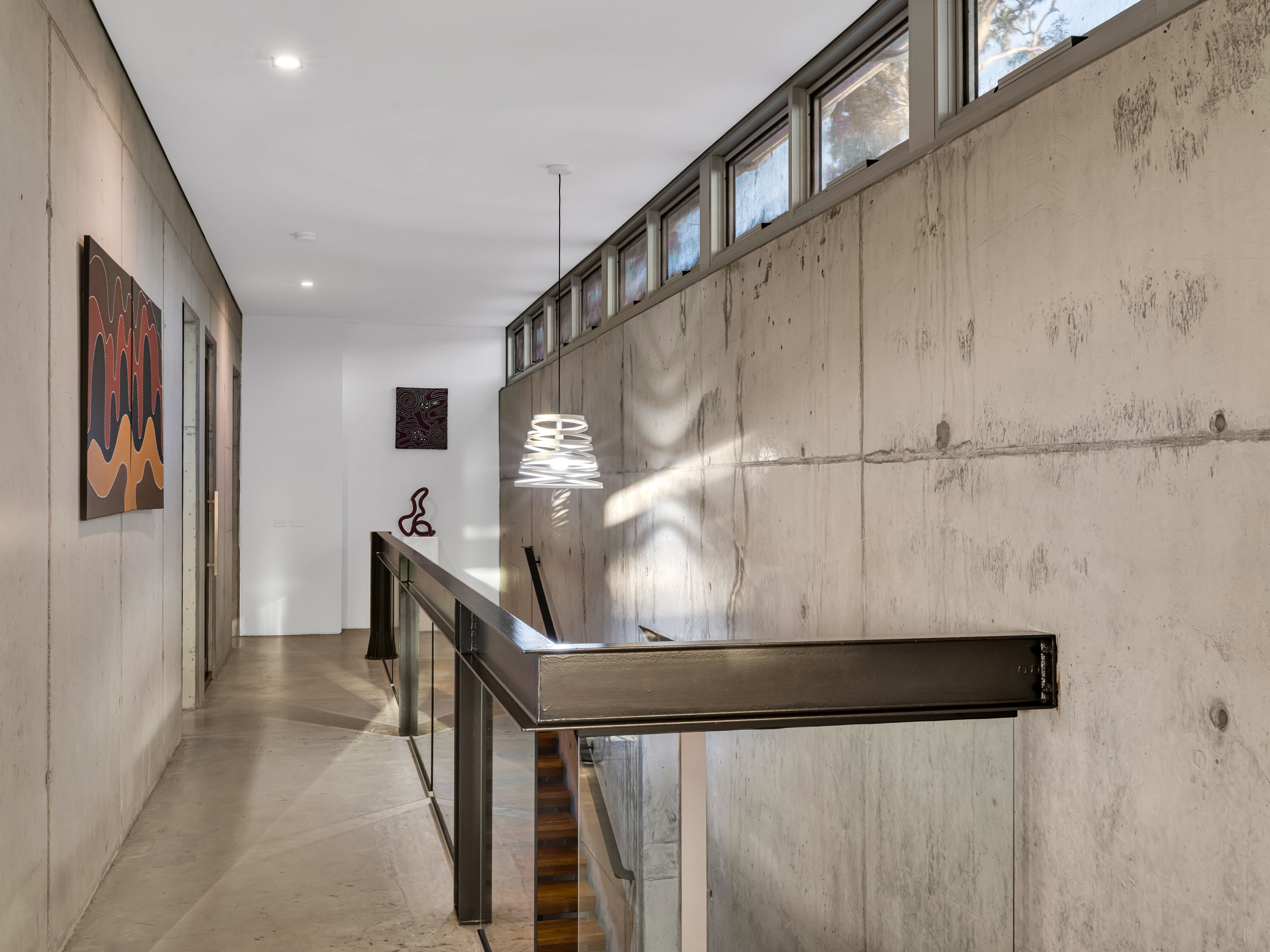 Architectural Masterpiece with Panoramic Glasshouse Mountain Views — photo 22 of 28