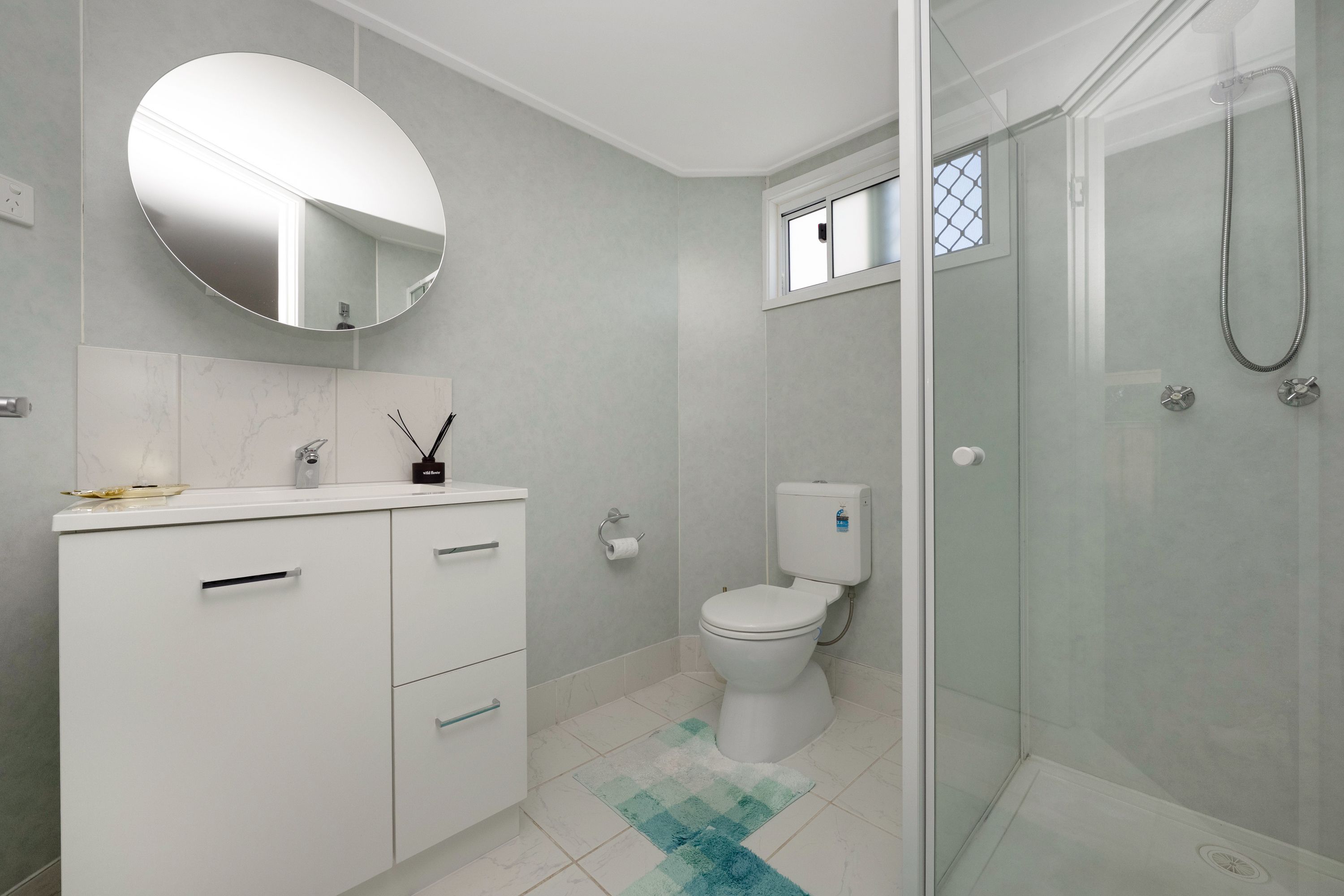 15 Lindsay Street — photo 19 of 23