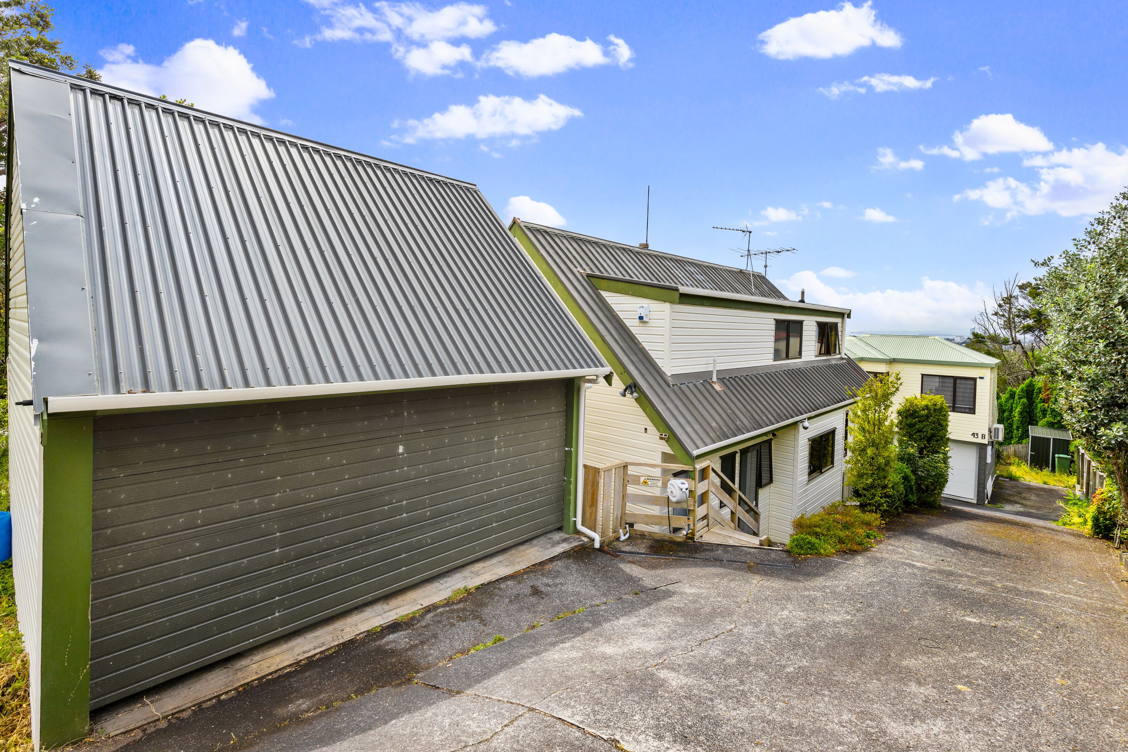 43A Sunset Road, Glenfield, North Shore City