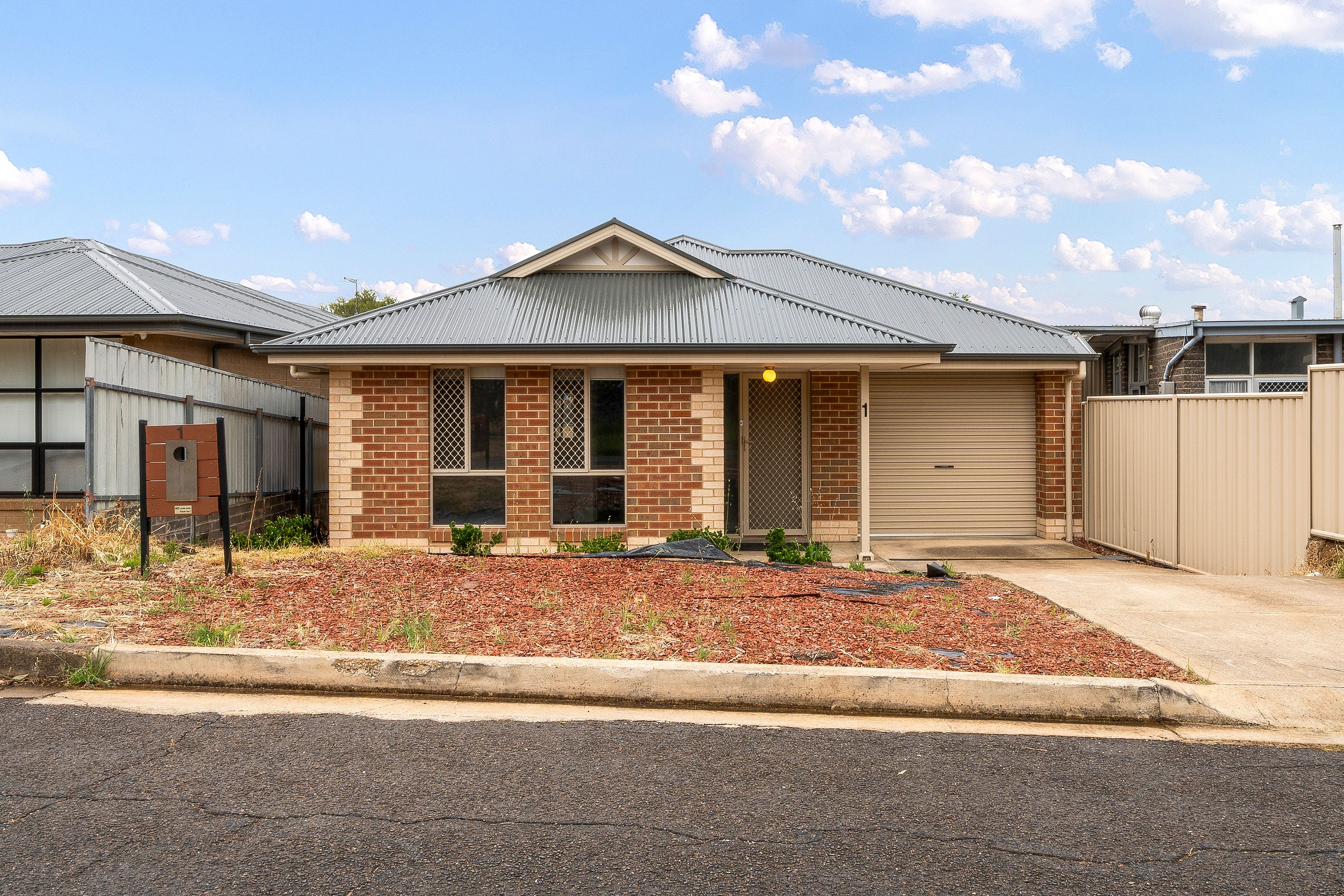 1 Ray Street , Para Hills SA 5096