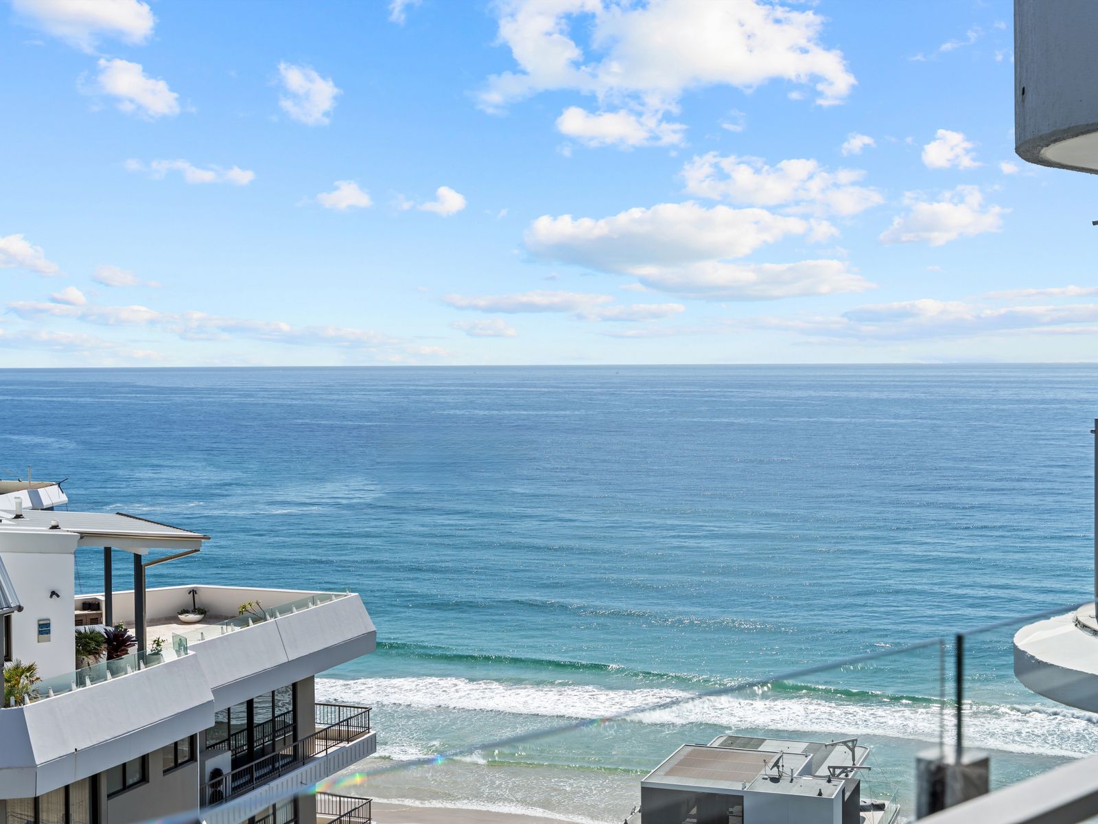 3540 Main Beach Parade