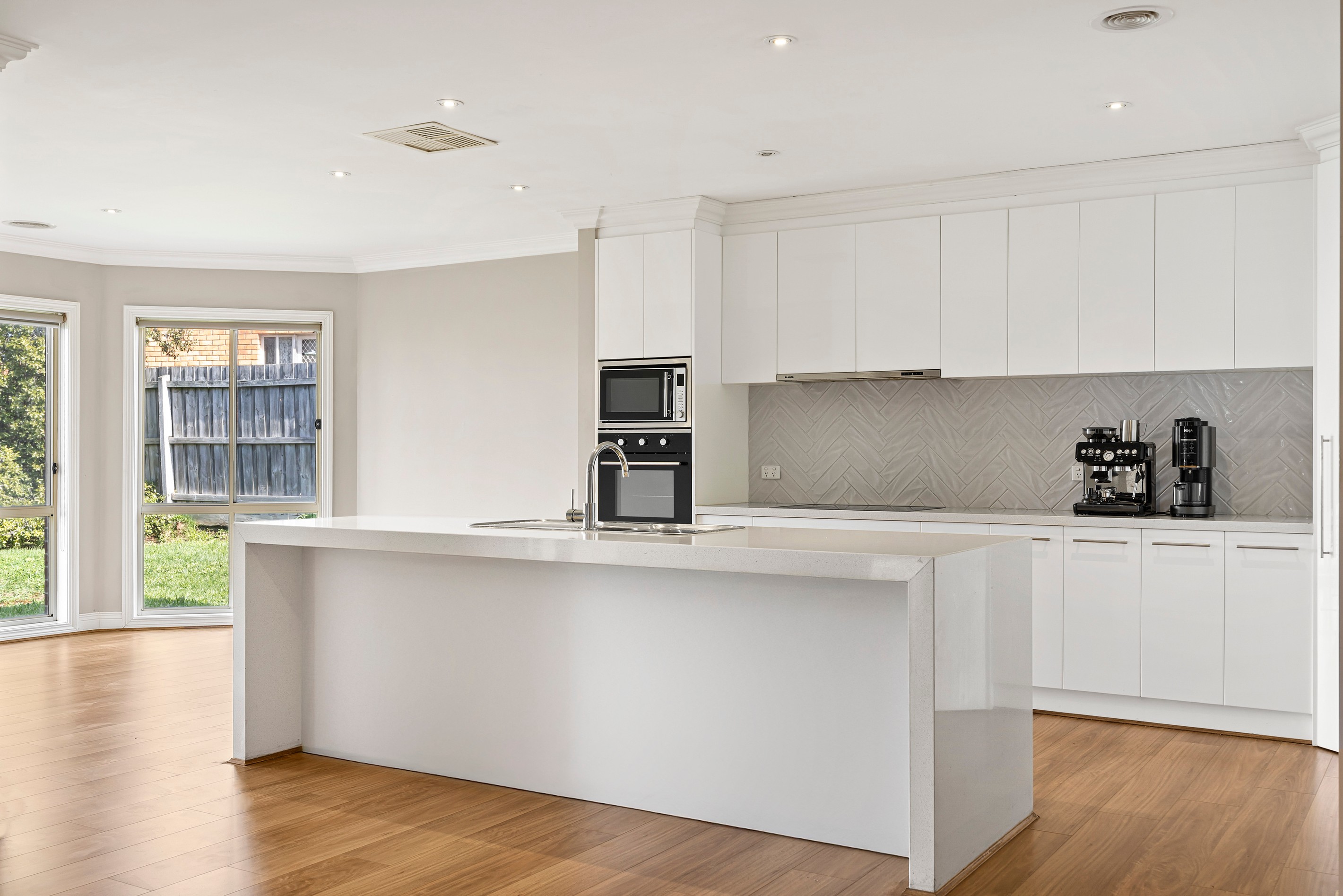 39 Shaw Drive, Romsey, VIC 3434