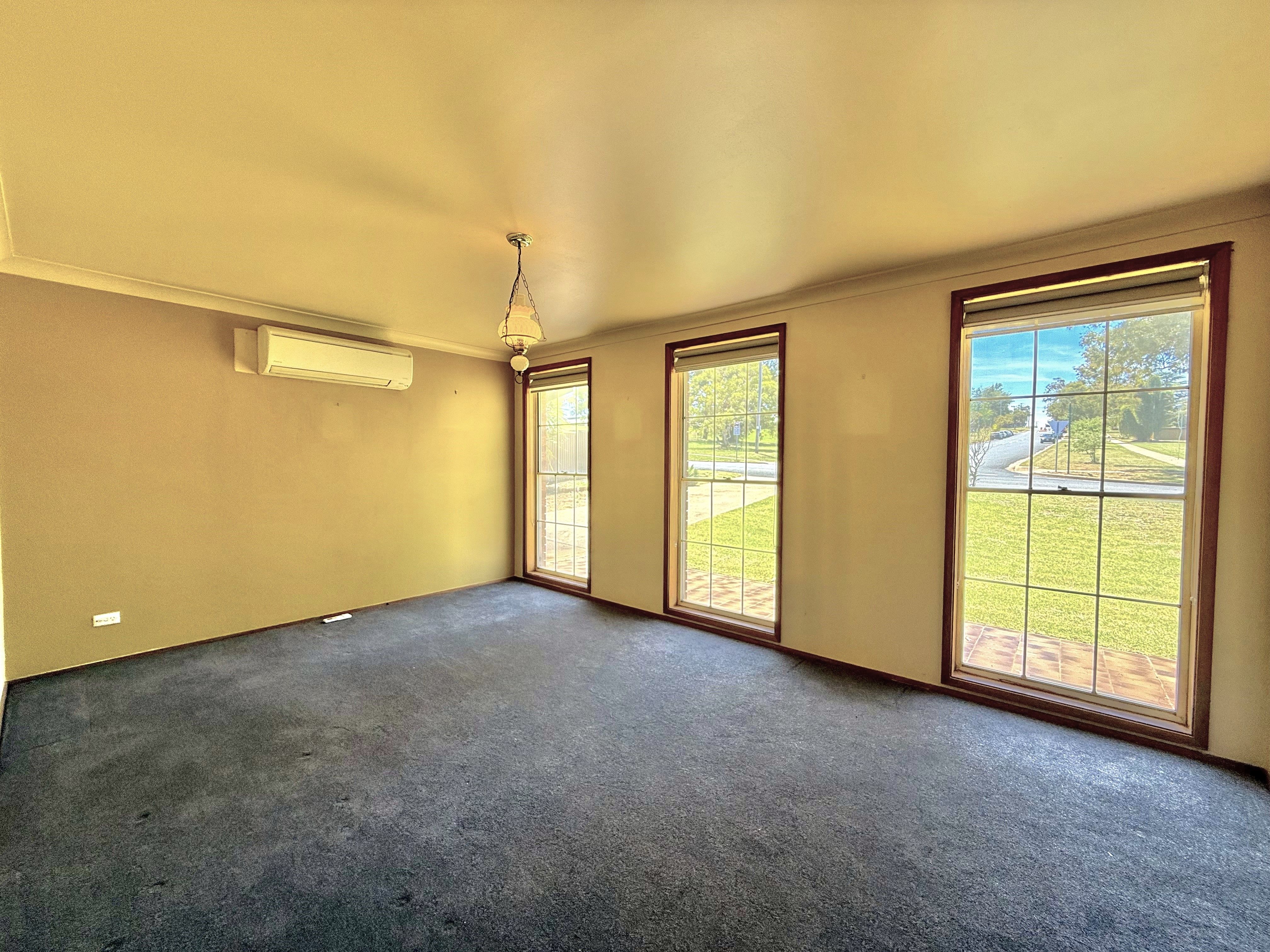 93 Thornhill Street, Young, NSW 2594