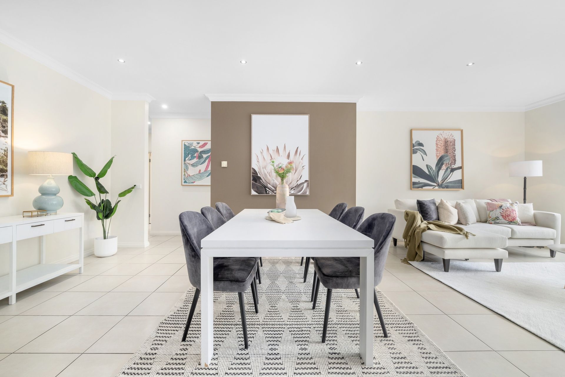 48 Pinewood Drive, Mount Waverley VIC 3149