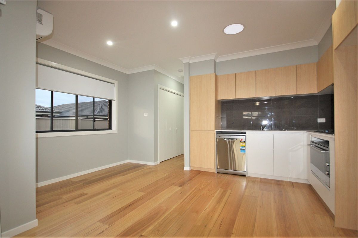 7 Attwood Road, Spring Farm, NSW 2570