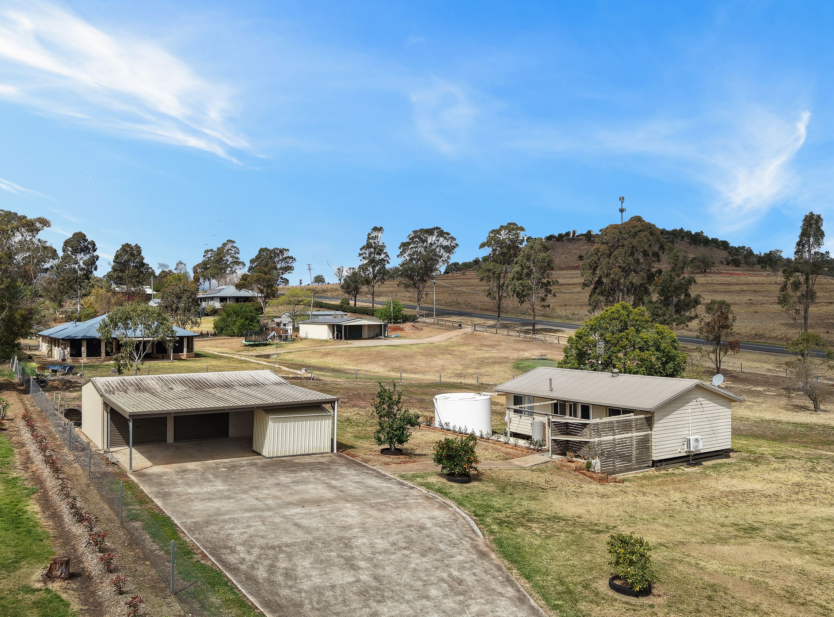 42 Goombungee Meringandan Road — photo 17 of 19