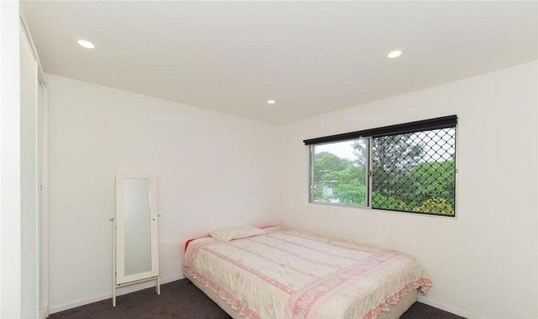 8 Poinciana Street, Kingston, QLD 4114