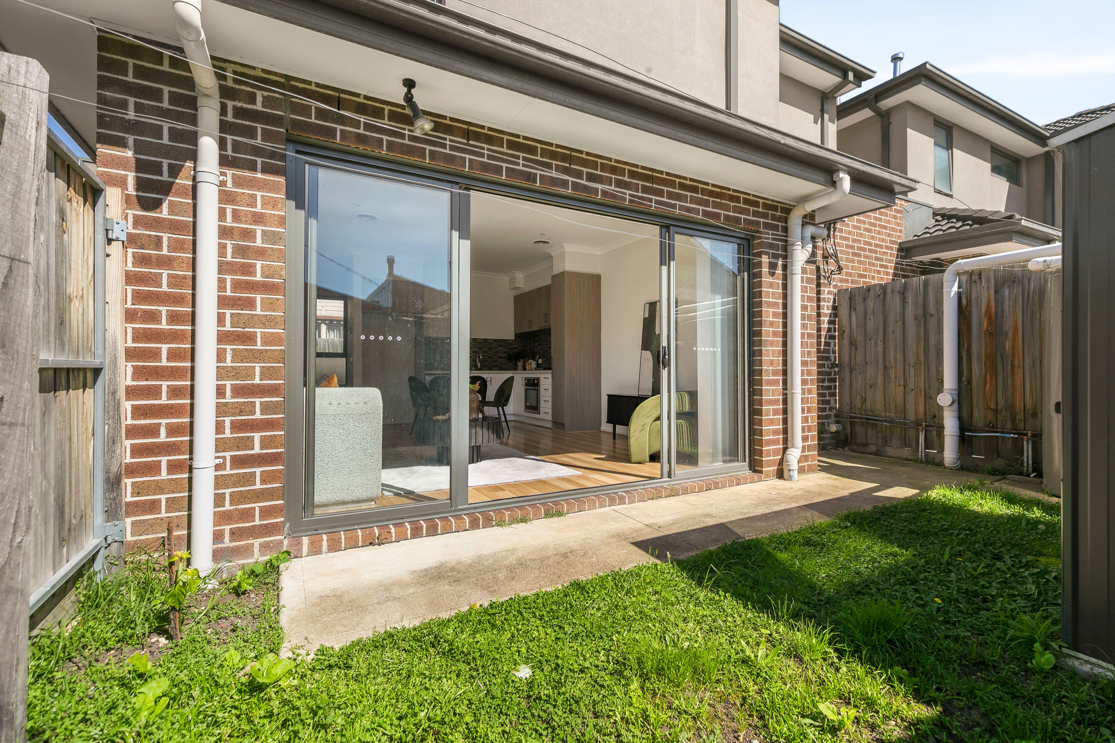 1/7 Tabilk Street — photo 15 of 15