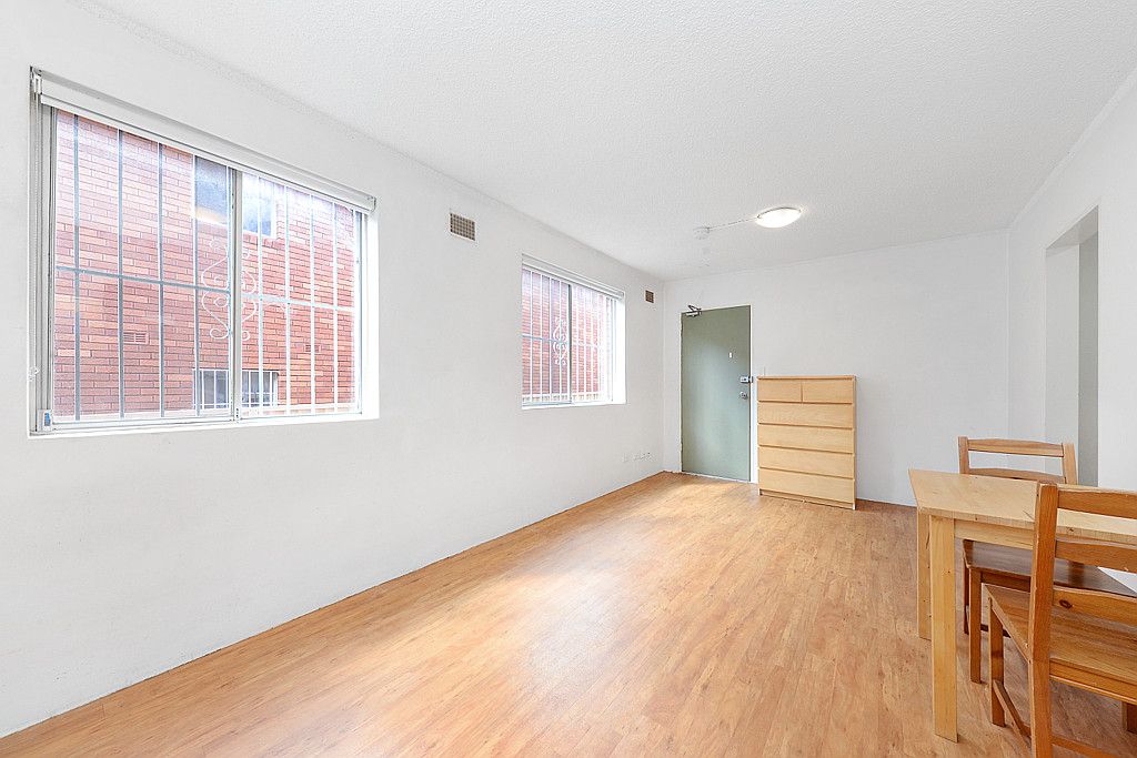7/97 Middle Street — photo from Ray White Park Coast East