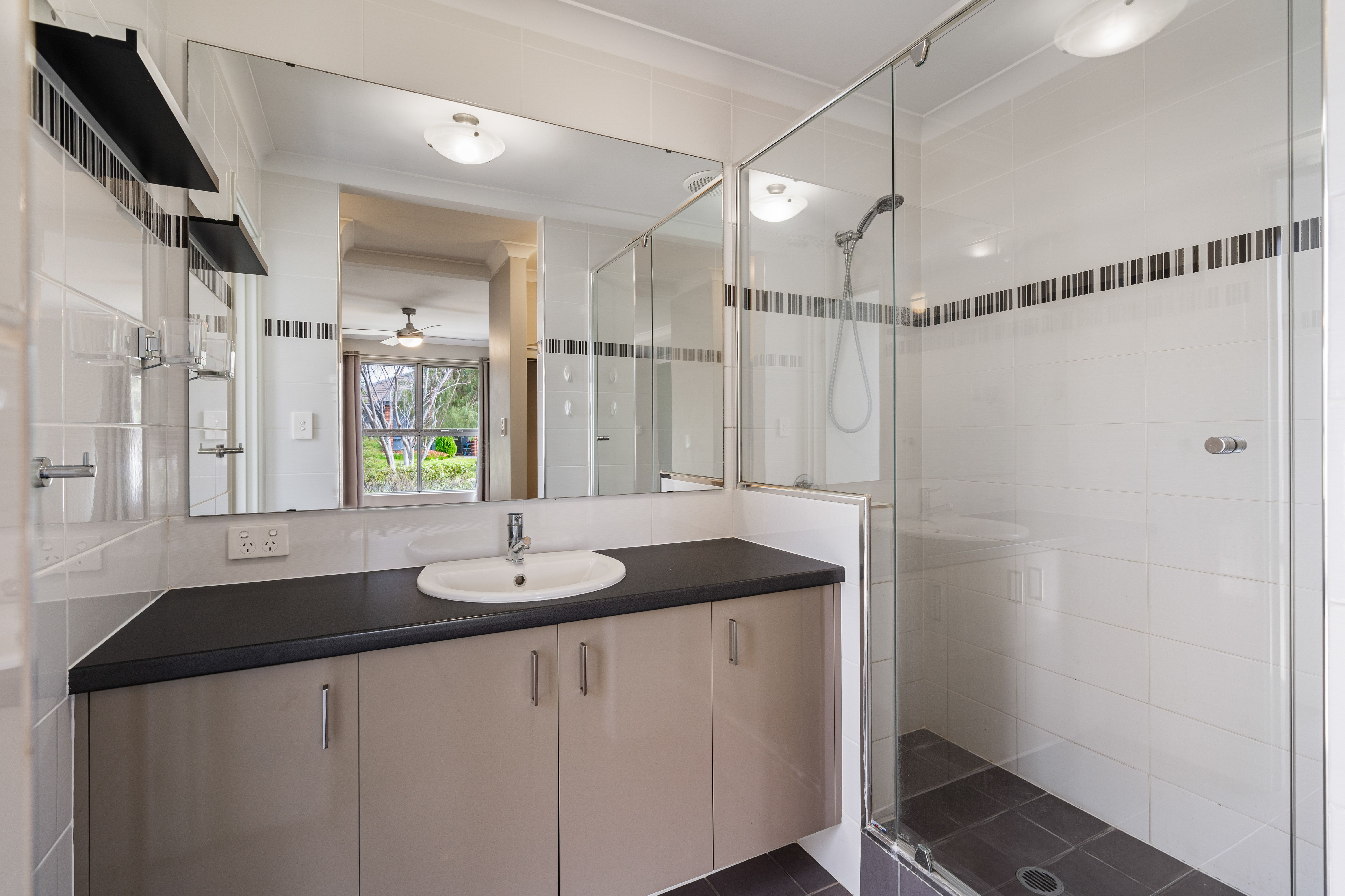 3 Silvereye Street — photo 10 of 17