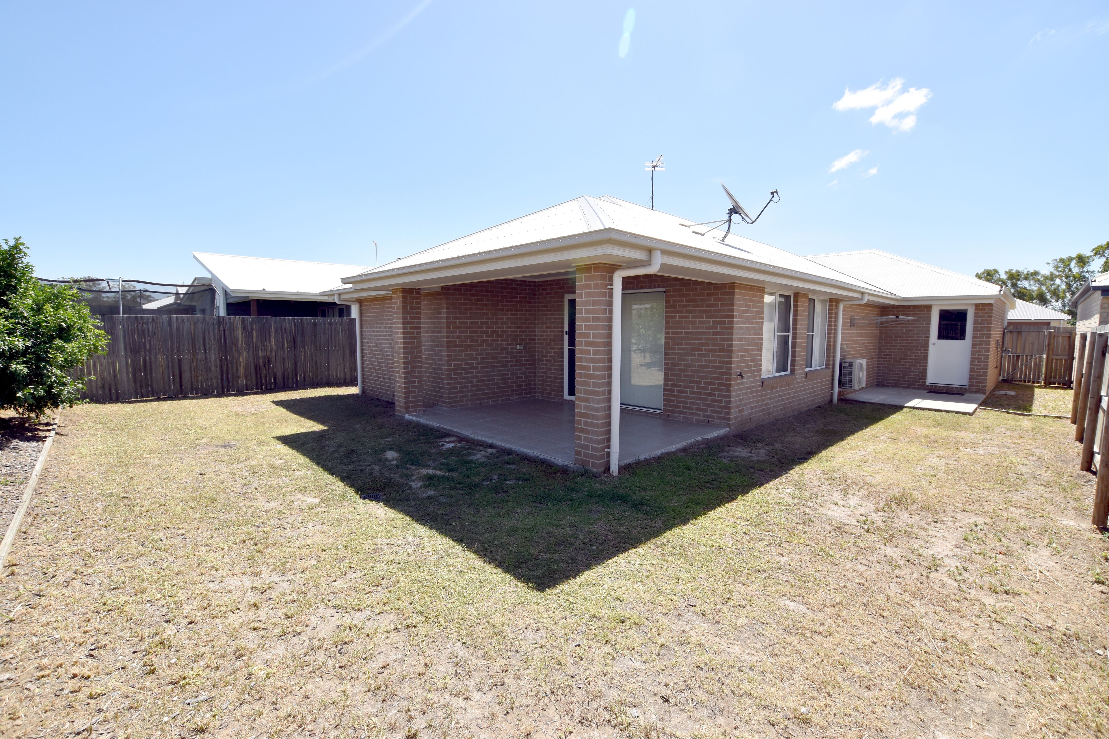 26 Petrel Street, Kirkwood, QLD 4680