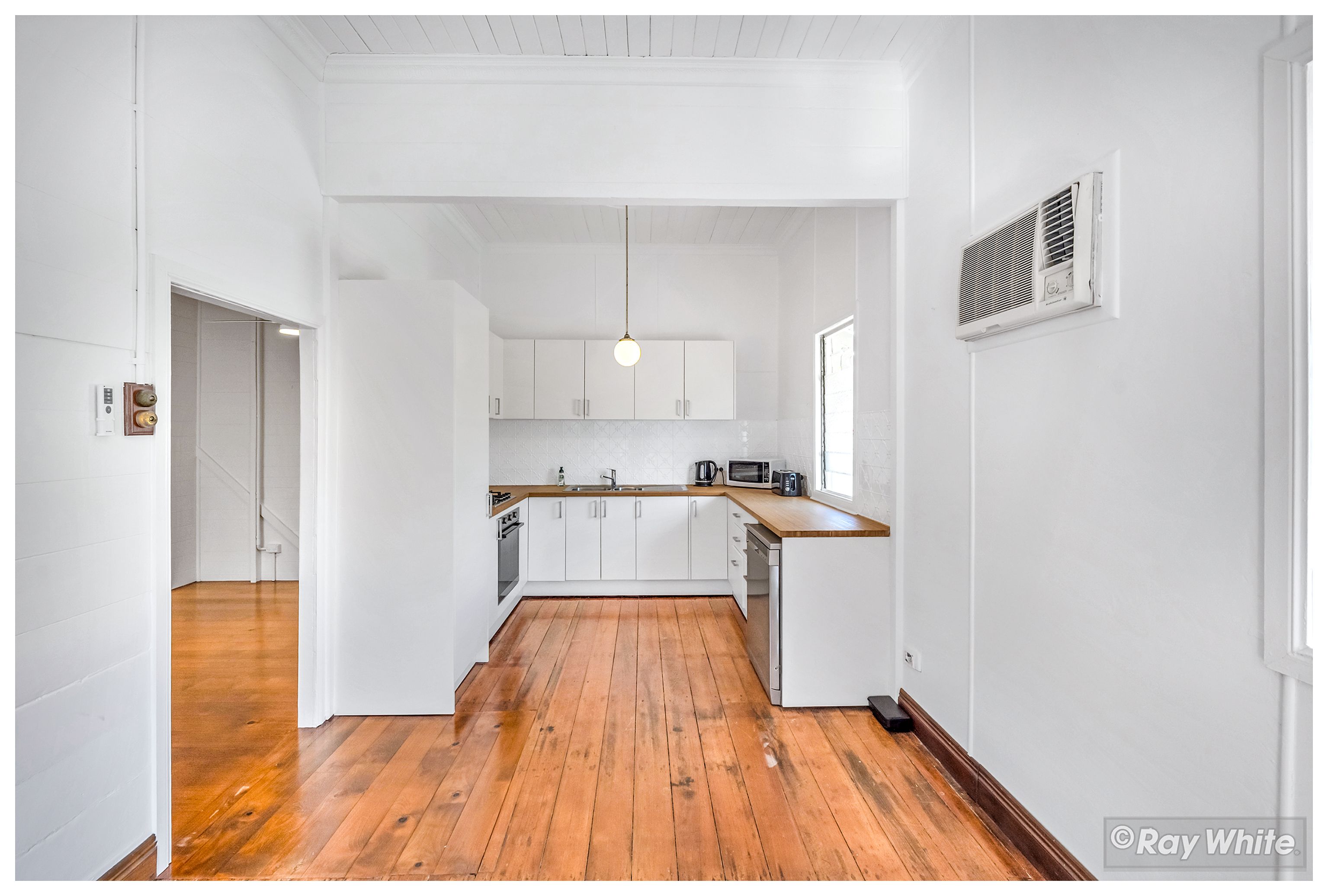 224 Denham Street — photo 3 of 27