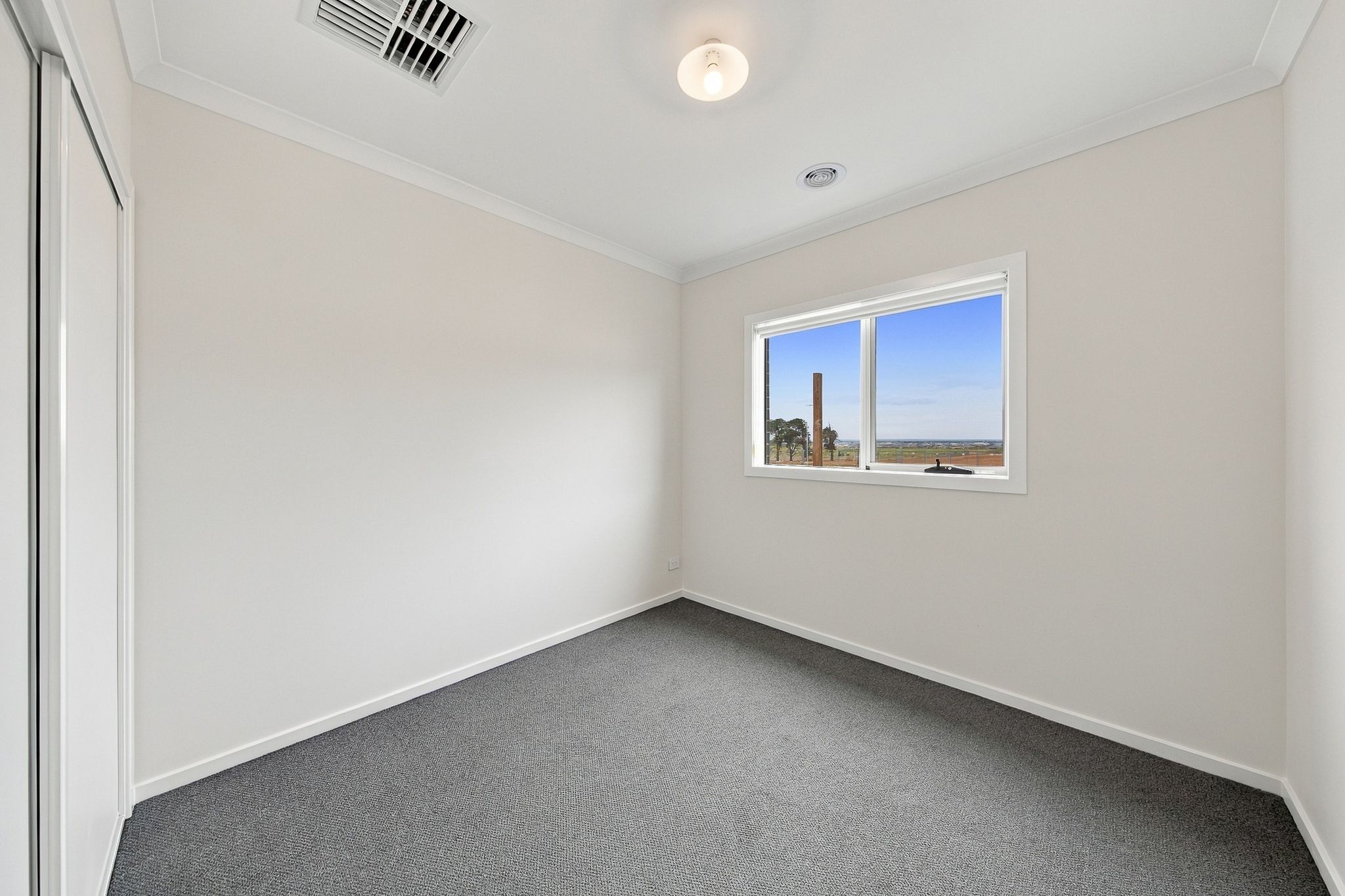 22 Fiorin Street — photo 6 of 14