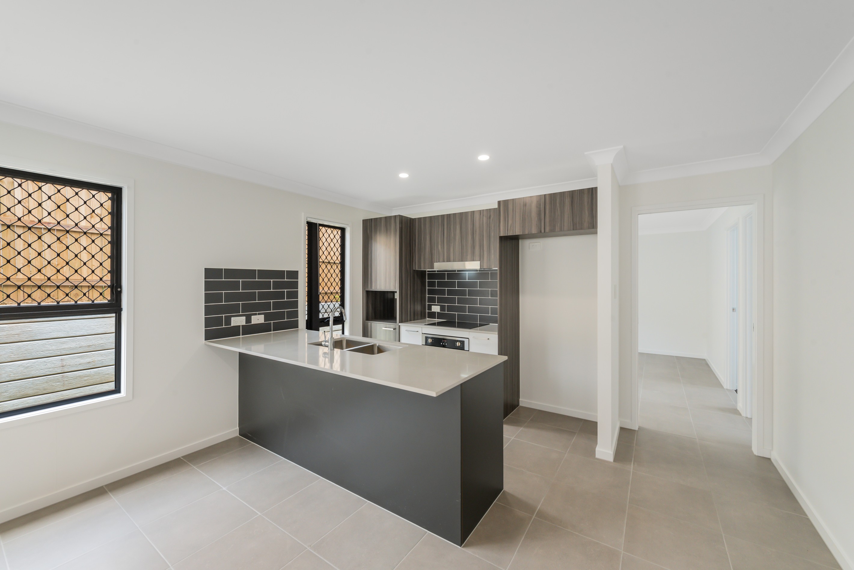 16 Moonie Street, Holmview, QLD 4207