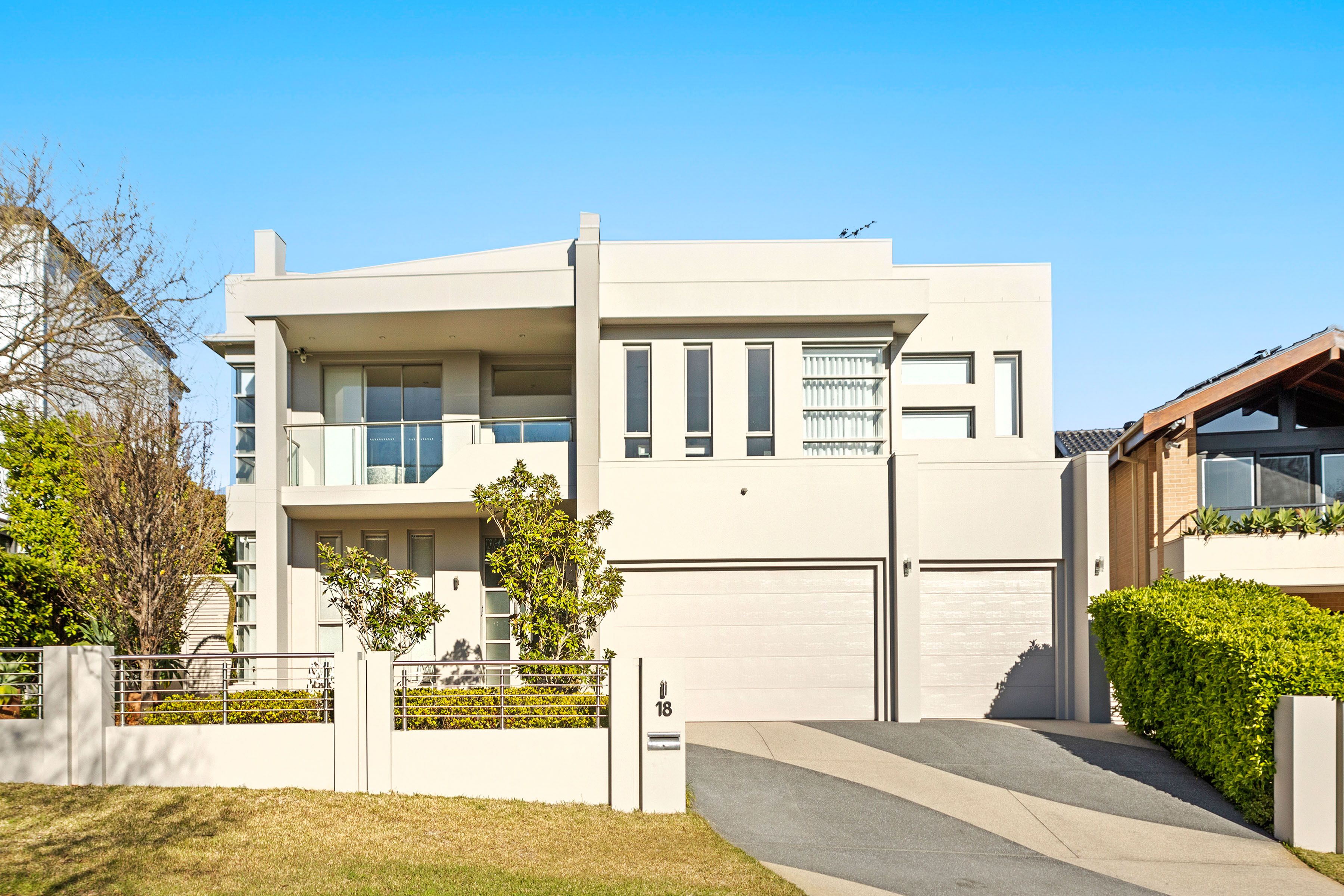 18 Bimbadgen Place , Bella Vista NSW 2153