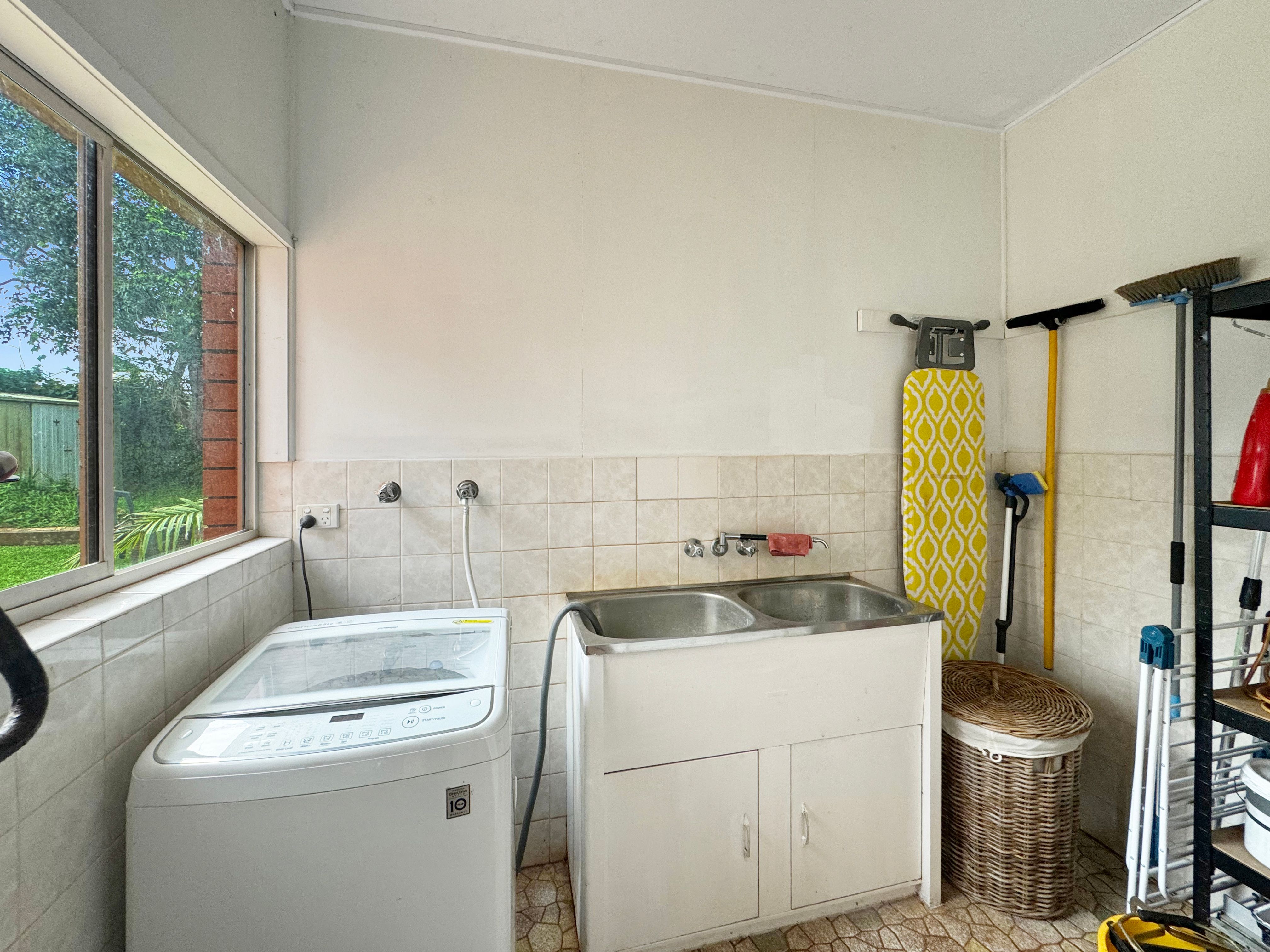 16 Finch Street — photo 15 of 21
