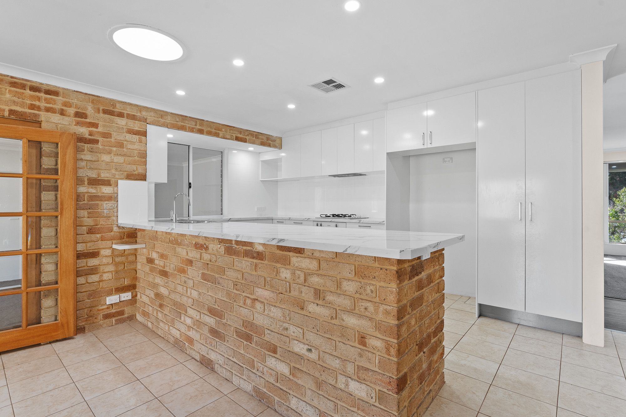 68 Leeuwin Parade — photo 12 of 30