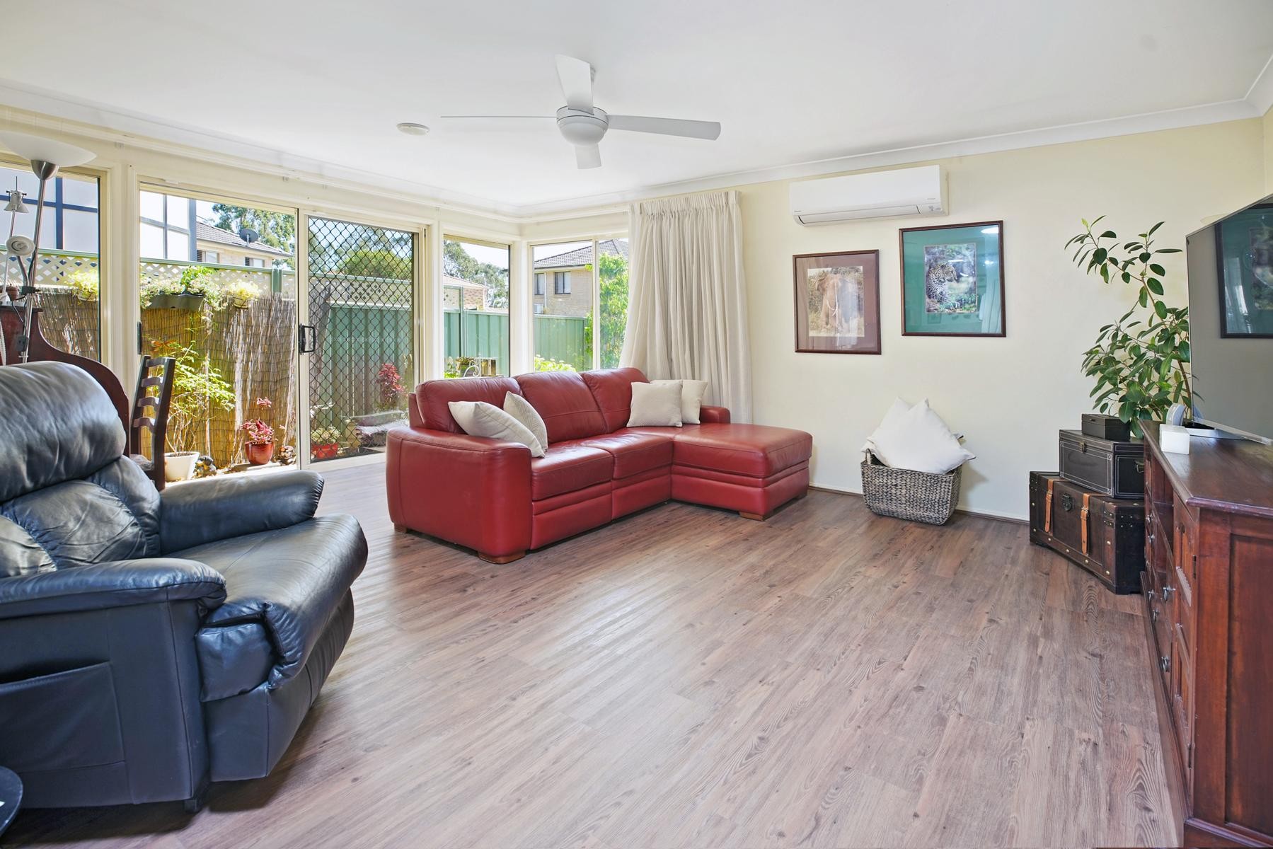 4 Tarrabundi Drive, Glenmore Park, NSW 2745