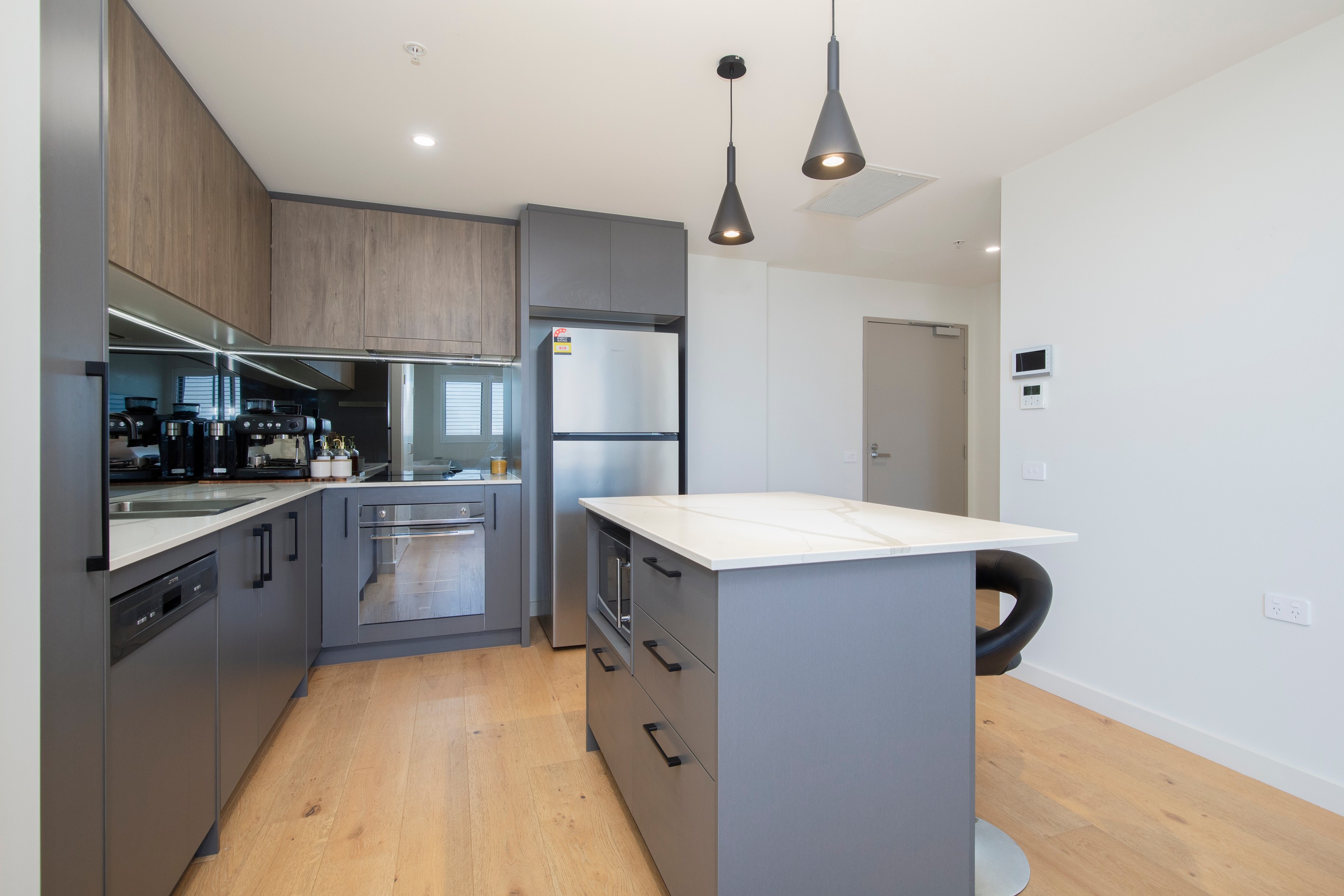 904/2 Charles Street, Charlestown, NSW 2290