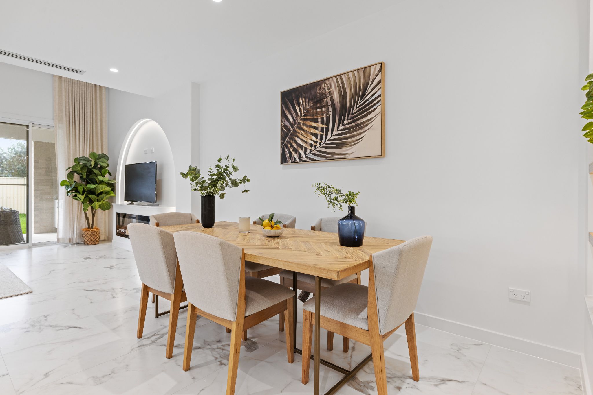 10 Crosby Crescent — photo 17 of 30
