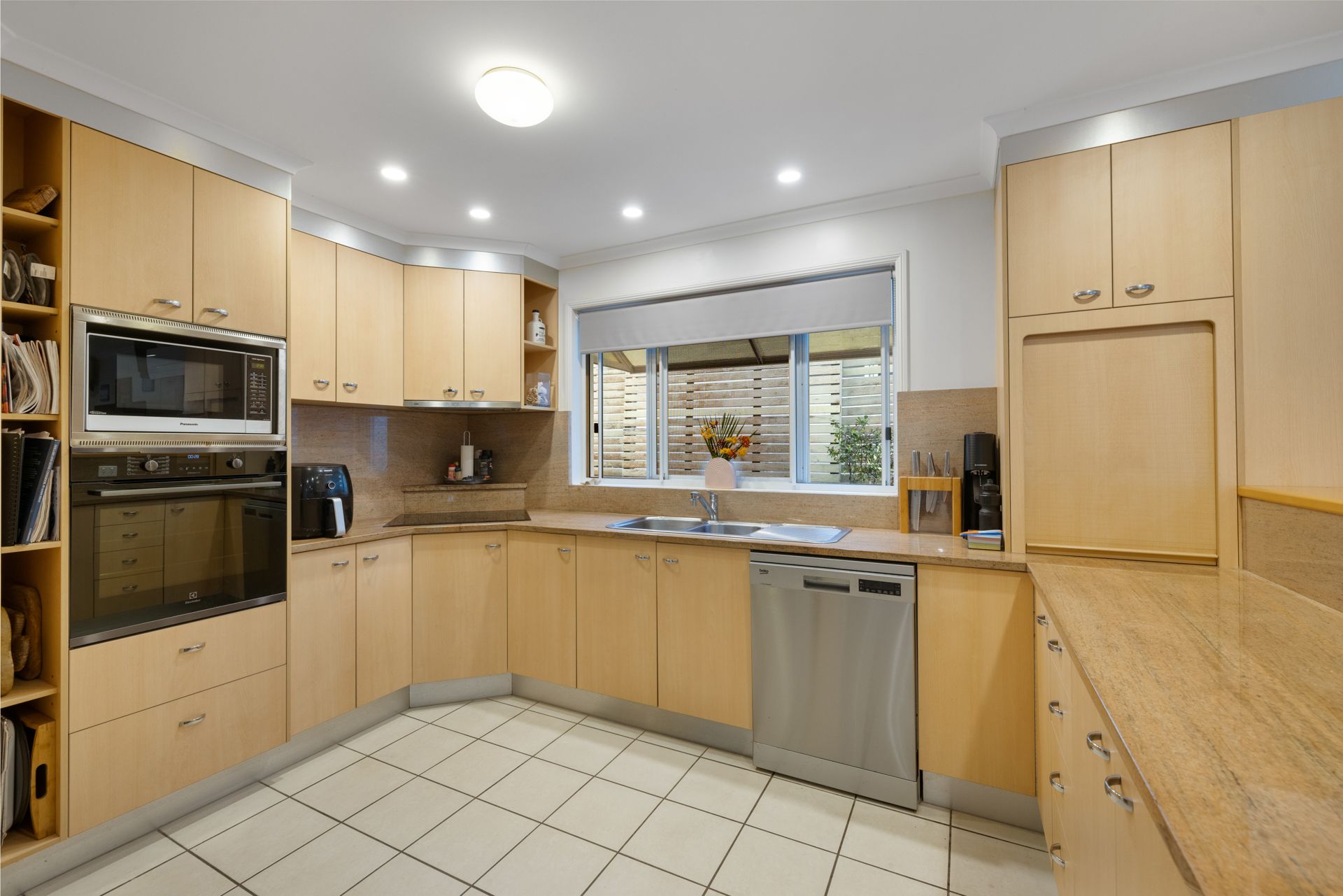 29 Admiralty Drive — photo 8 of 20