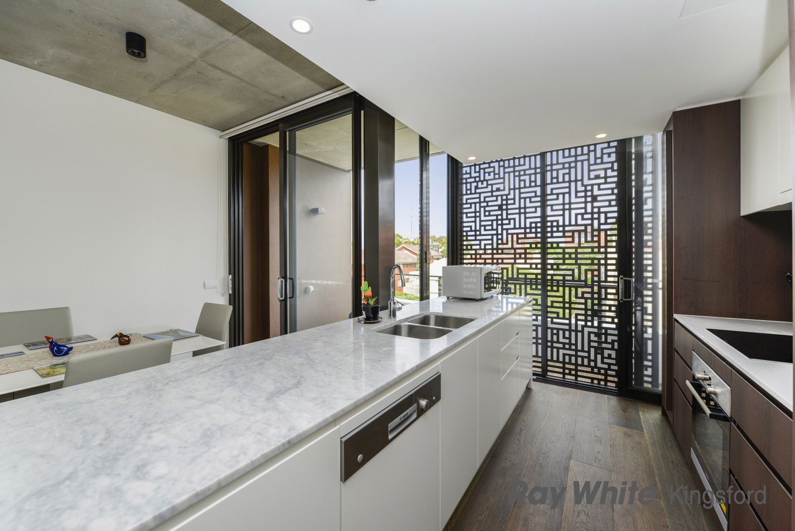 34/49 Boronia Street — photo 4 of 9