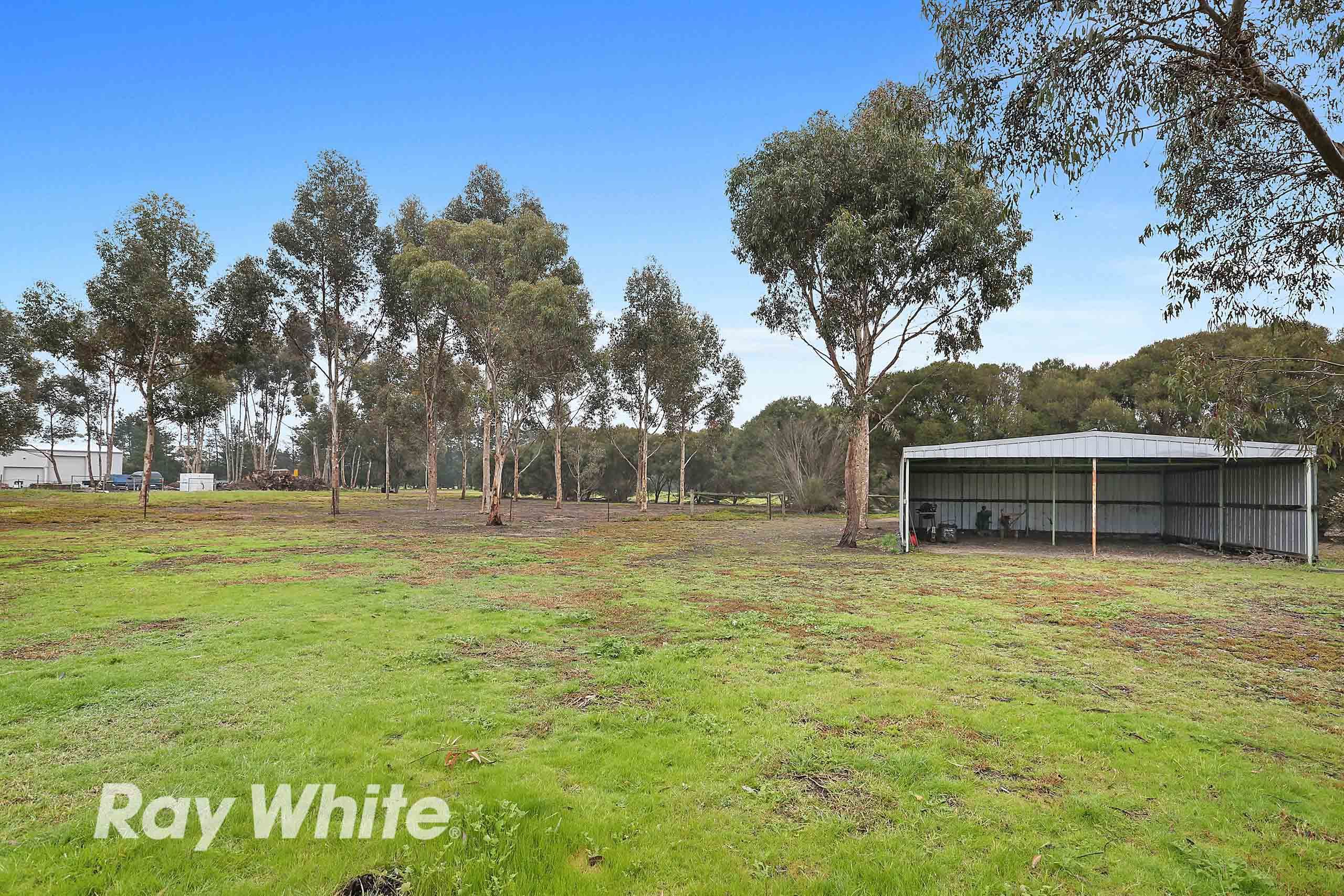 25 Lockyers Road, Lara, VIC 3212